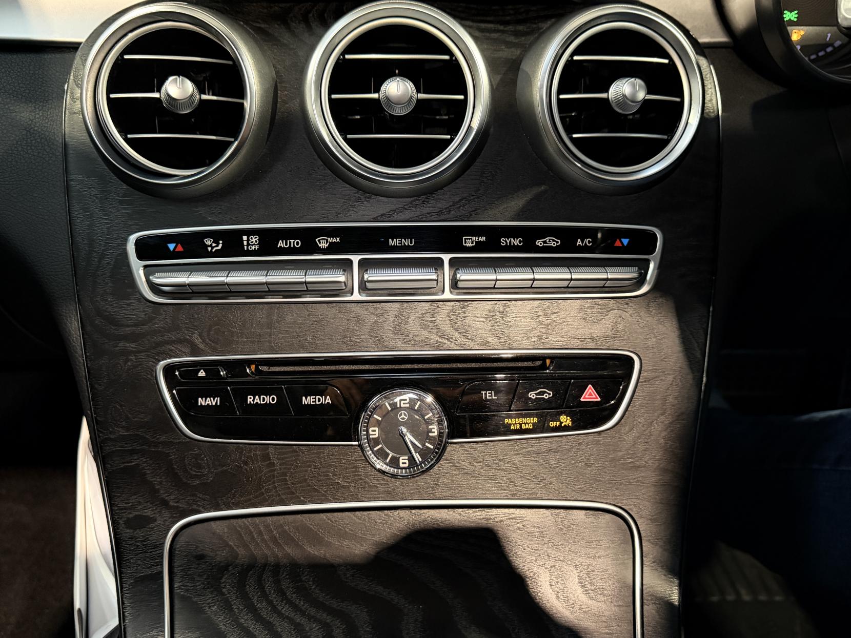 Mercedes-Benz C Class 2.1 C250d AMG Line (Premium Plus) Estate 5dr Diesel 7G-Tronic+ Euro 6 (s/s) (204 ps)