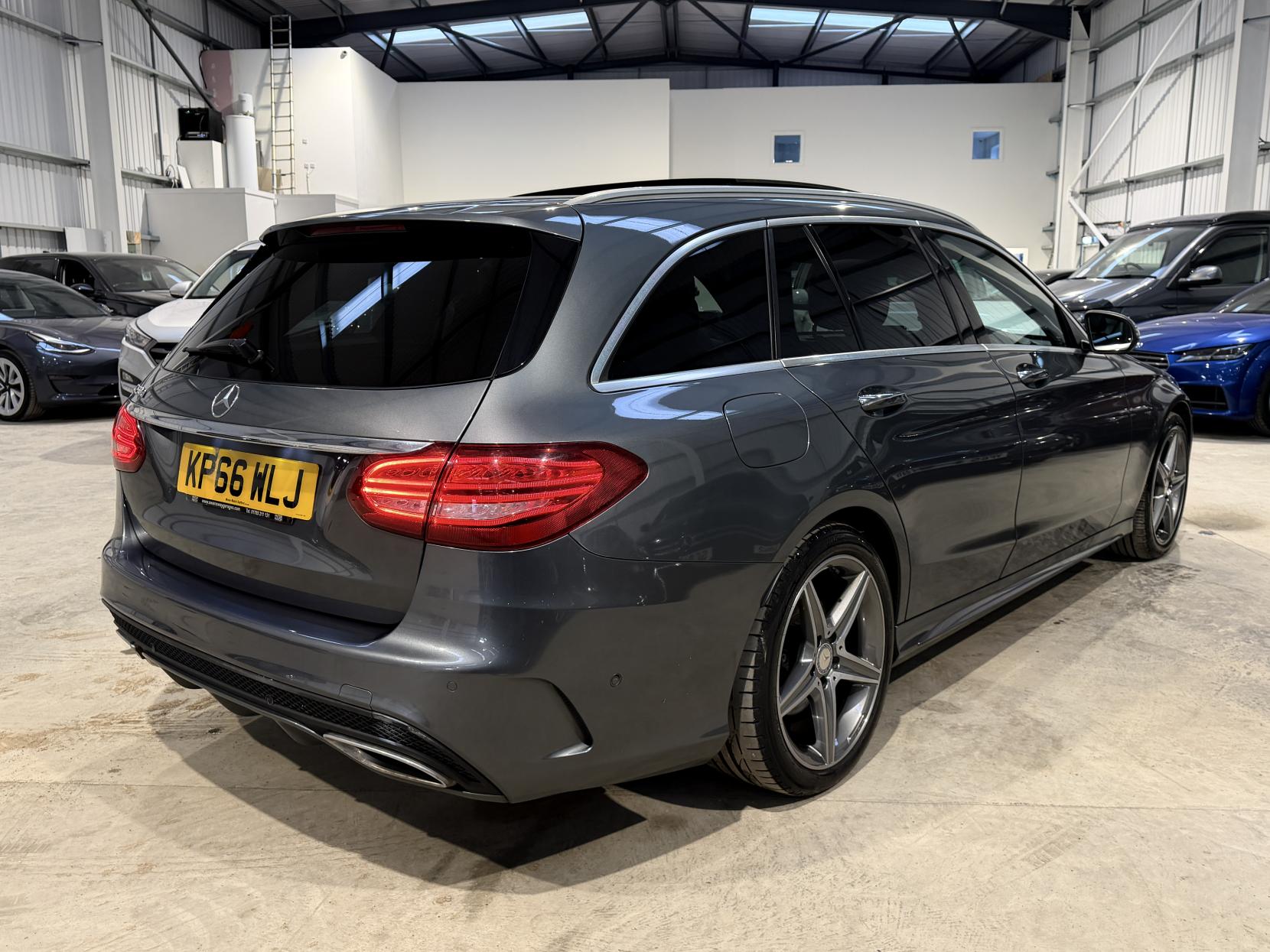 Mercedes-Benz C Class 2.1 C250d AMG Line (Premium Plus) Estate 5dr Diesel 7G-Tronic+ Euro 6 (s/s) (204 ps)