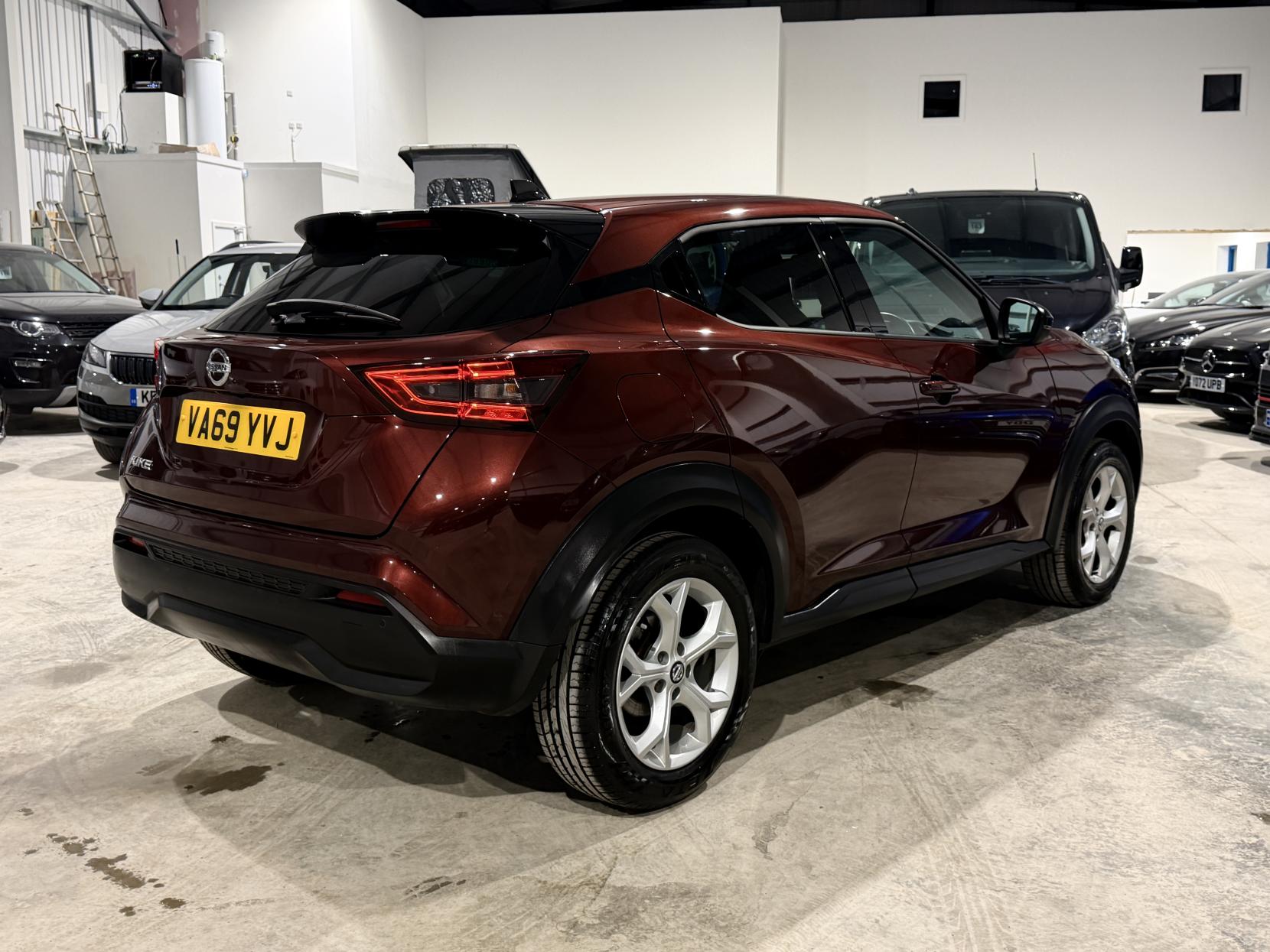 Nissan Juke 1.0 DIG-T N-Connecta SUV 5dr Petrol DCT Auto Euro 6 (s/s) (117 ps)