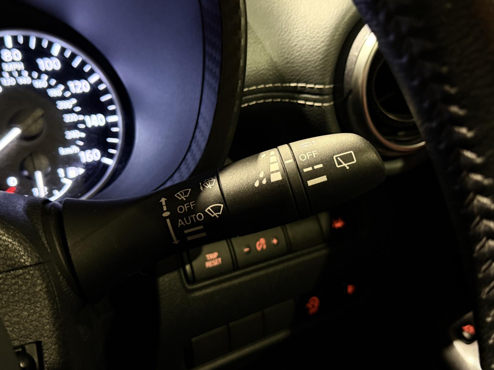 Nissan Juke 1.0 DIG-T N-Connecta SUV 5dr Petrol DCT Auto Euro 6 (s/s) (117 ps)