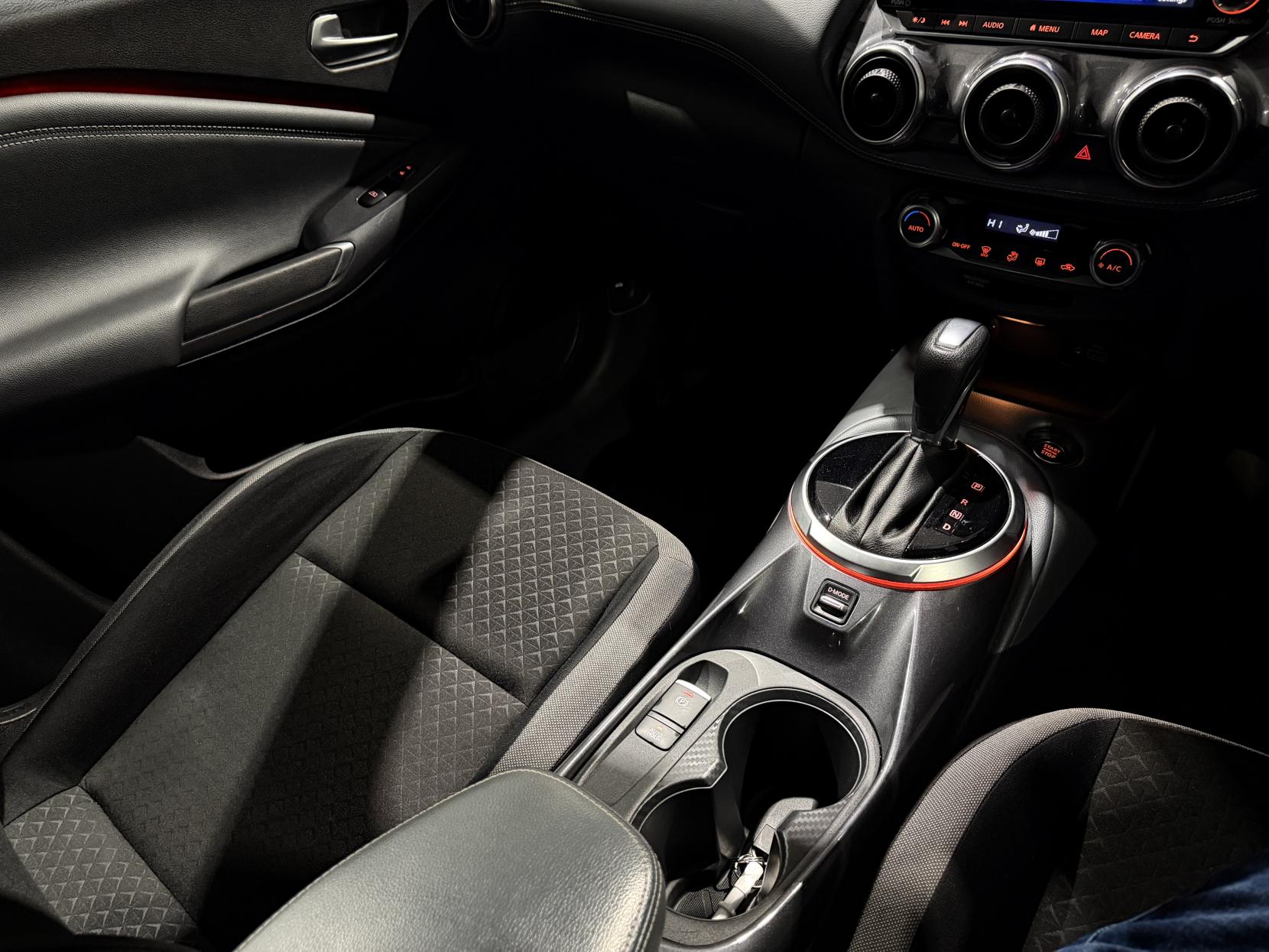 Nissan Juke 1.0 DIG-T N-Connecta SUV 5dr Petrol DCT Auto Euro 6 (s/s) (117 ps)