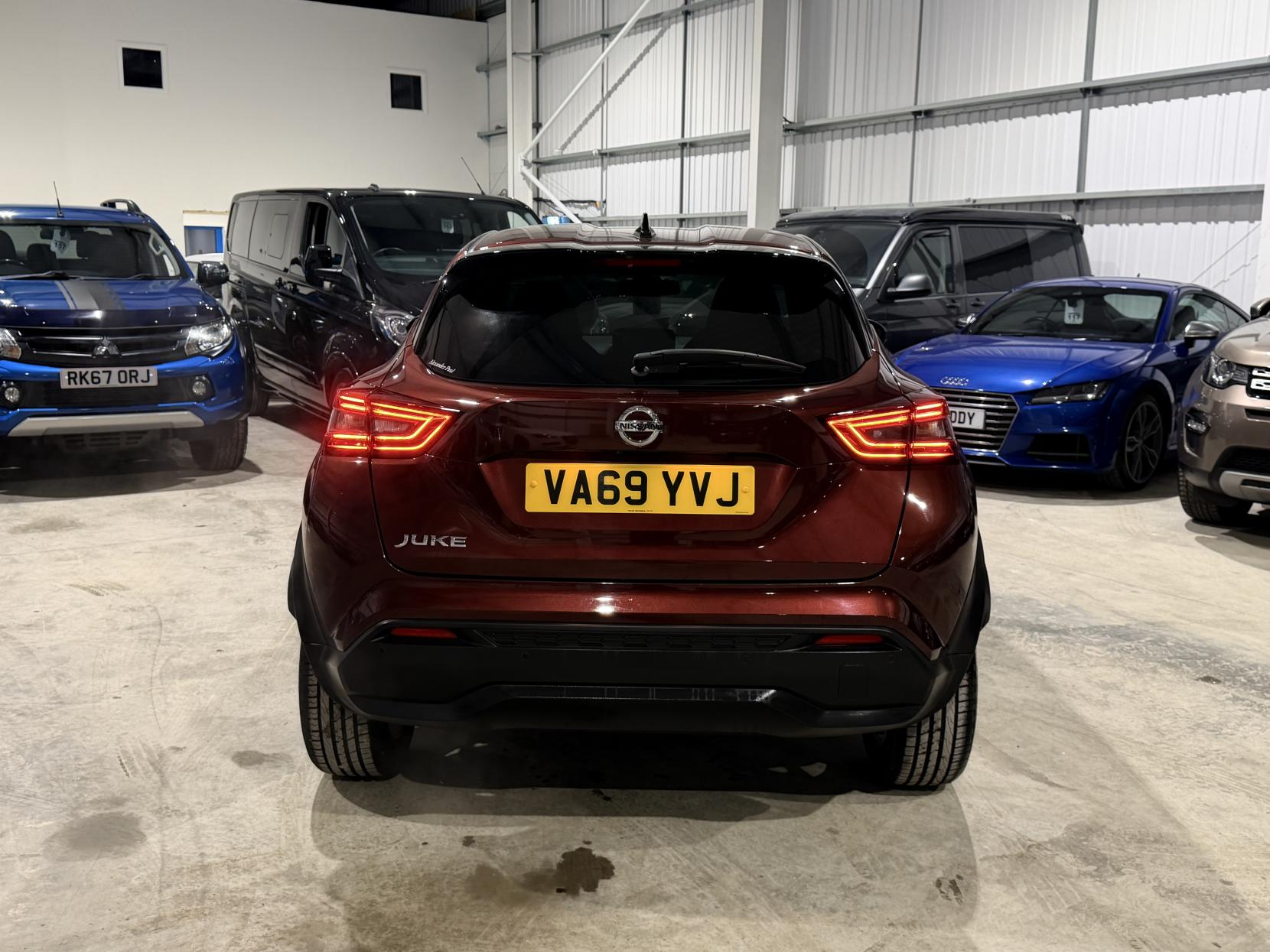 Nissan Juke 1.0 DIG-T N-Connecta SUV 5dr Petrol DCT Auto Euro 6 (s/s) (117 ps)