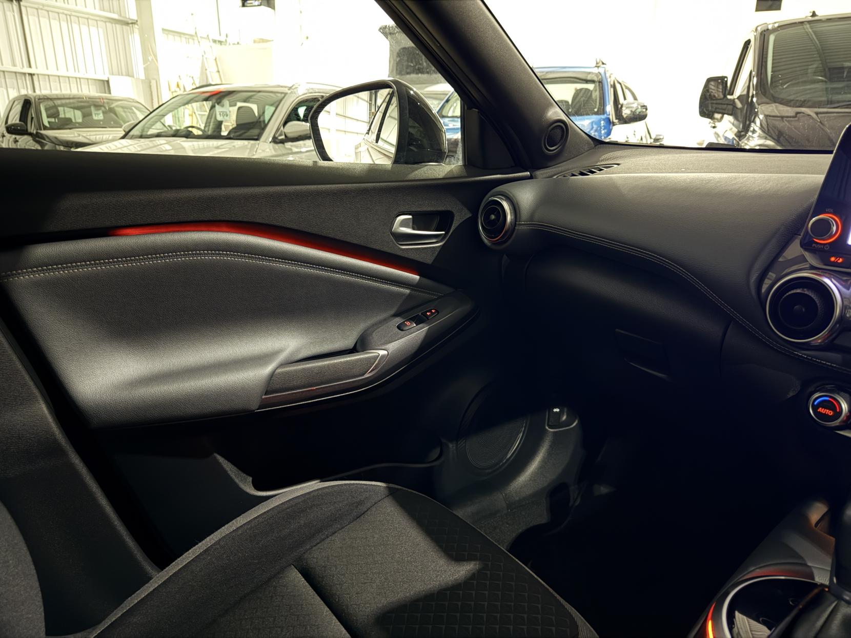 Nissan Juke 1.0 DIG-T N-Connecta SUV 5dr Petrol DCT Auto Euro 6 (s/s) (117 ps)