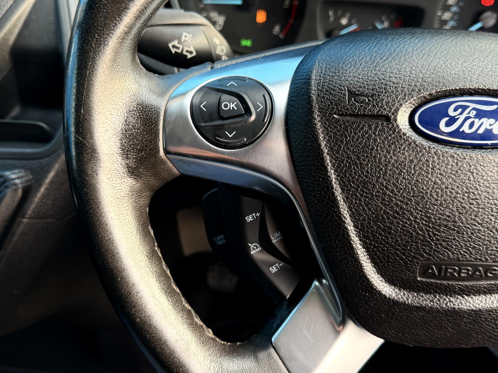 Ford Transit Custom 2.0 TDCi 290 Limited Panel Van 5dr Diesel Manual L2 H2 (170 g/km, 128 bhp)