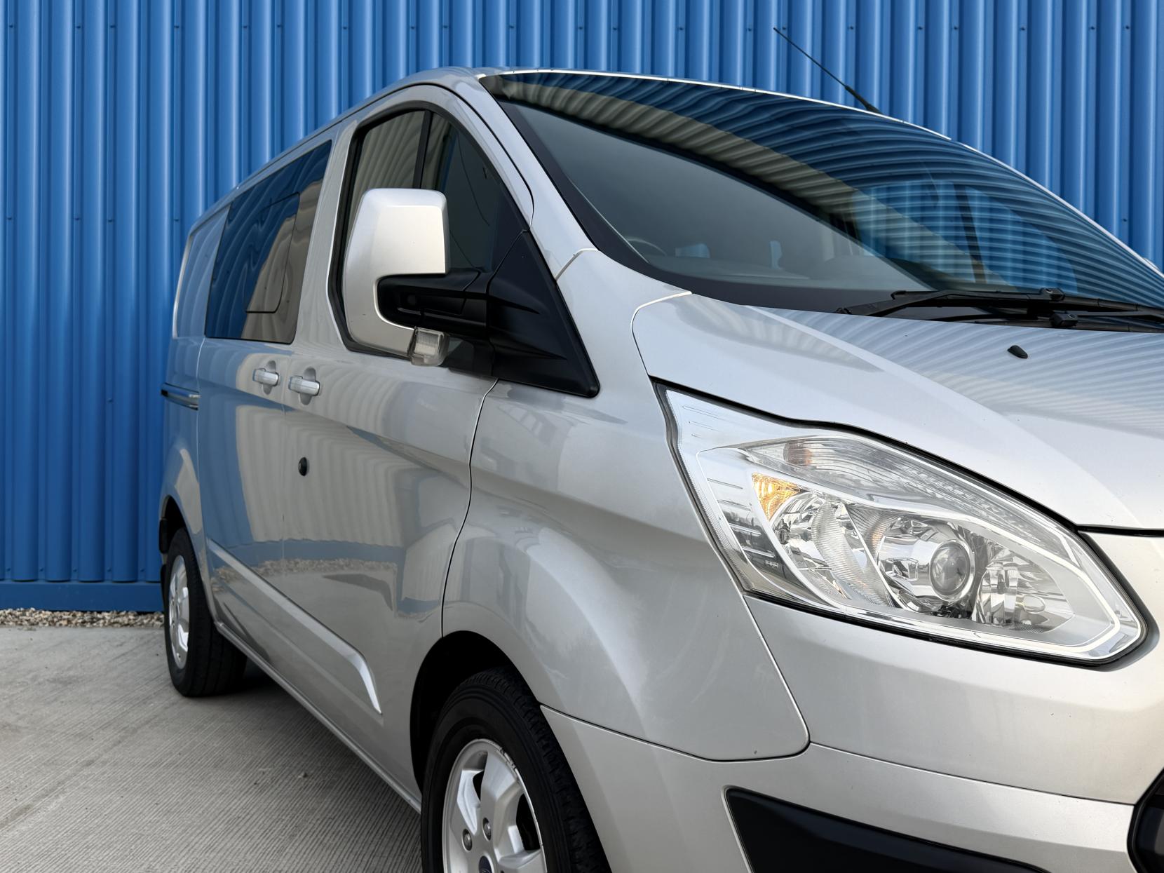 Ford Transit Custom 2.0 TDCi 290 Limited Panel Van 5dr Diesel Manual L2 H2 (170 g/km, 128 bhp)