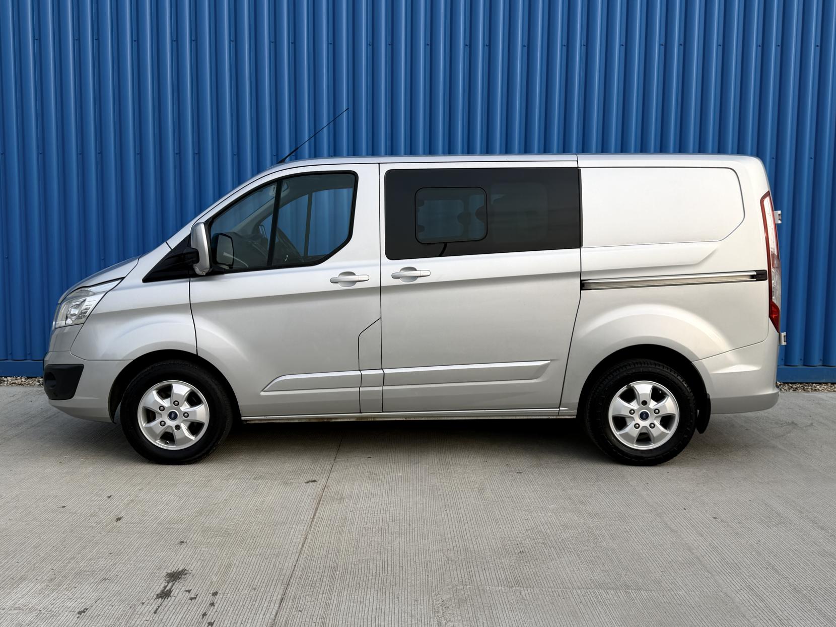 Ford Transit Custom 2.0 TDCi 290 Limited Panel Van 5dr Diesel Manual L2 H2 (170 g/km, 128 bhp)