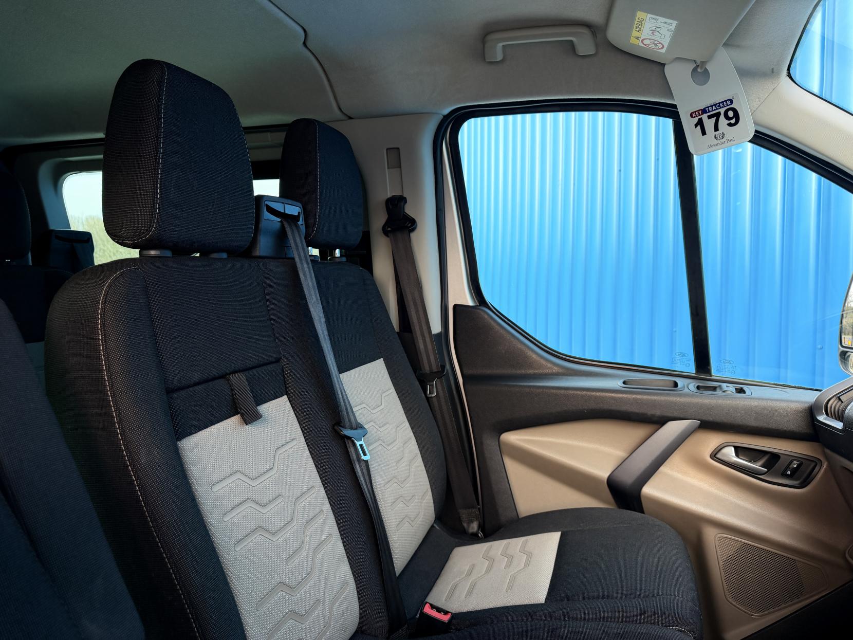 Ford Transit Custom 2.0 TDCi 290 Limited Panel Van 5dr Diesel Manual L2 H2 (170 g/km, 128 bhp)