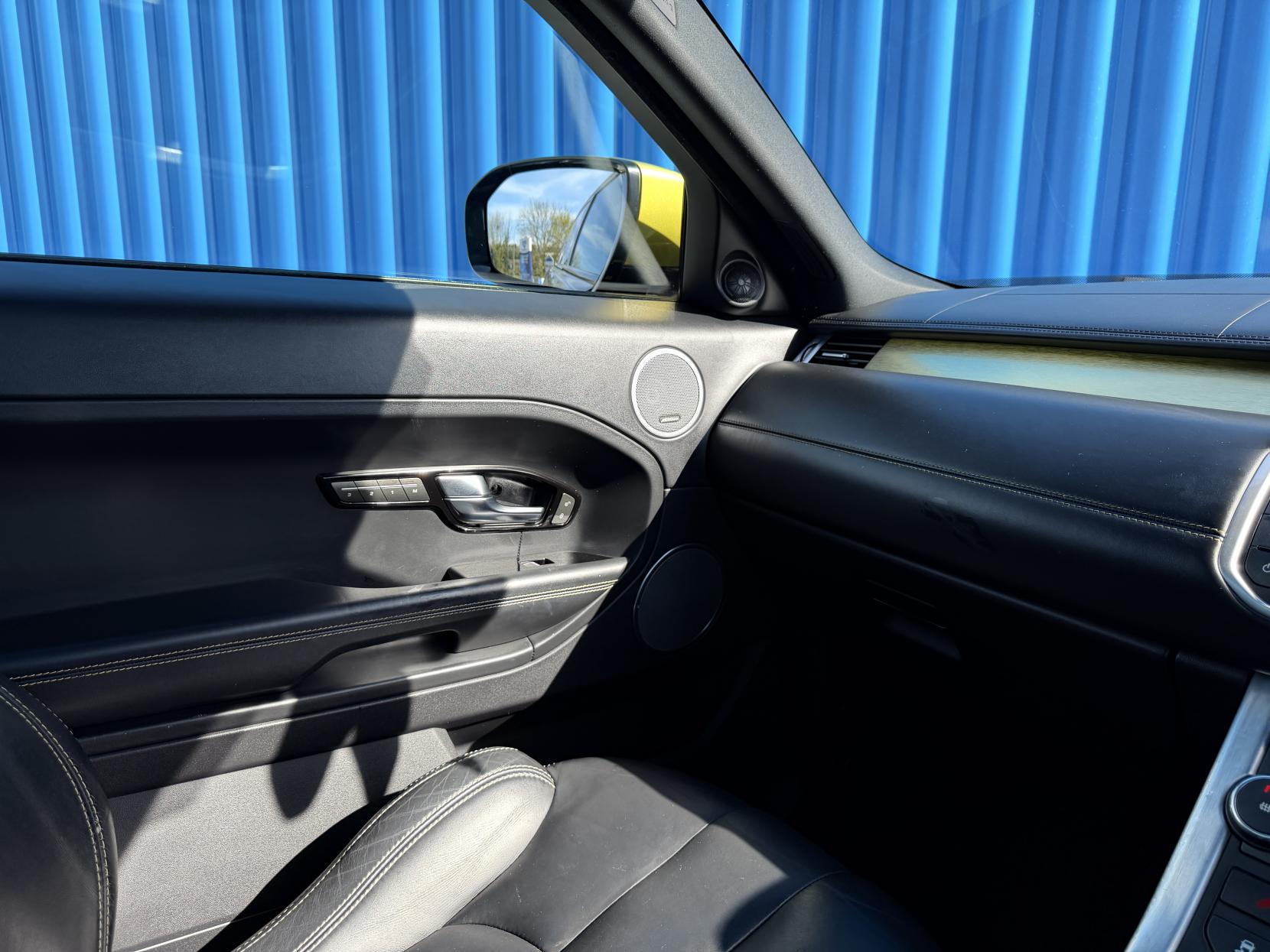 Land Rover Range Rover Evoque 2.2 SD4 Special Edition Coupe 3dr Diesel Auto 4WD Euro 5 (190 ps)