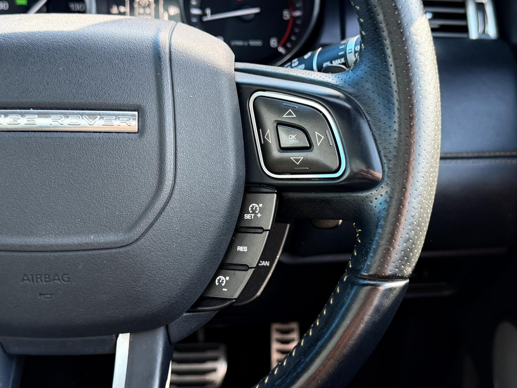 Land Rover Range Rover Evoque 2.2 SD4 Special Edition Coupe 3dr Diesel Auto 4WD Euro 5 (190 ps)