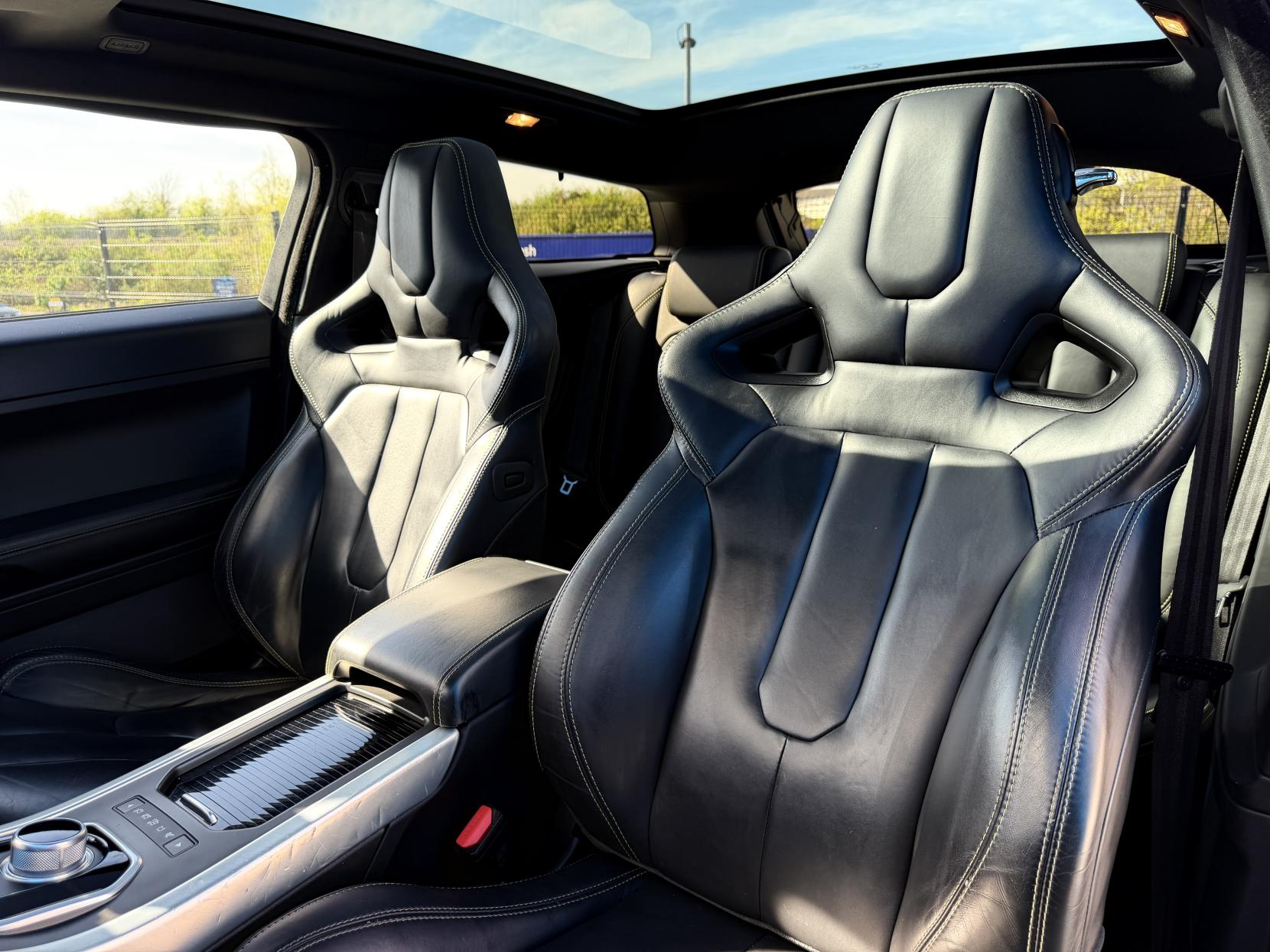 Land Rover Range Rover Evoque 2.2 SD4 Special Edition Coupe 3dr Diesel Auto 4WD Euro 5 (190 ps)