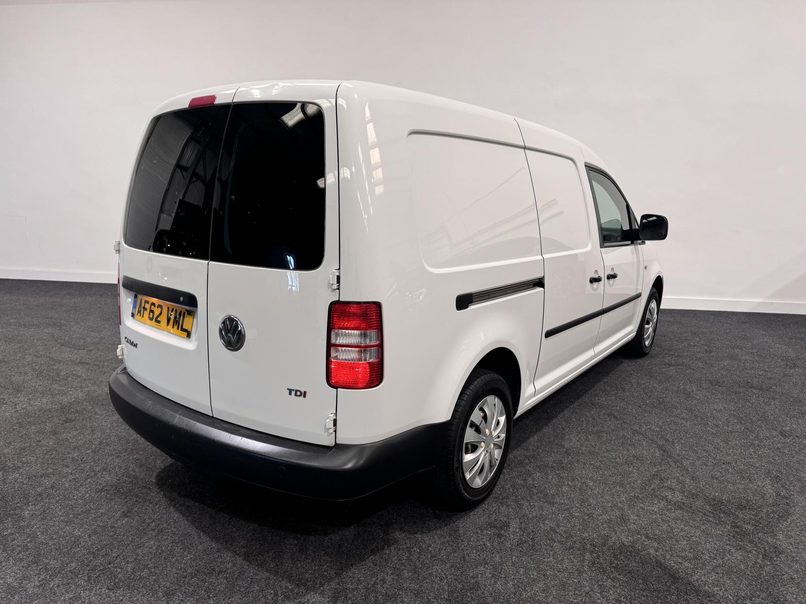 Volkswagen Caddy Maxi 1.6 TDi C20 Maxi Panel Van 5dr Diesel Manual FWD (155 g/km, 101 bhp)