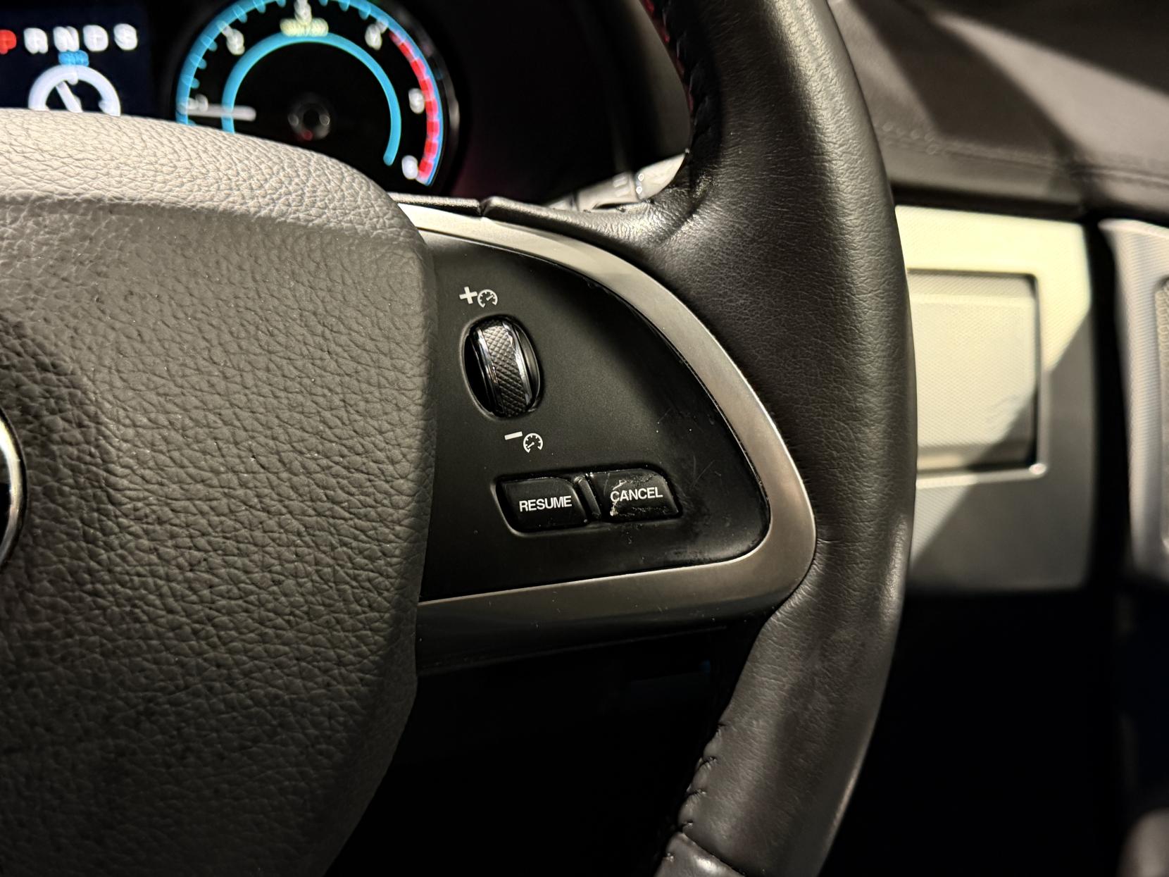 Jaguar XF 2.2d Premium Luxury Saloon 4dr Diesel Auto Euro 5 (s/s) (200 ps)