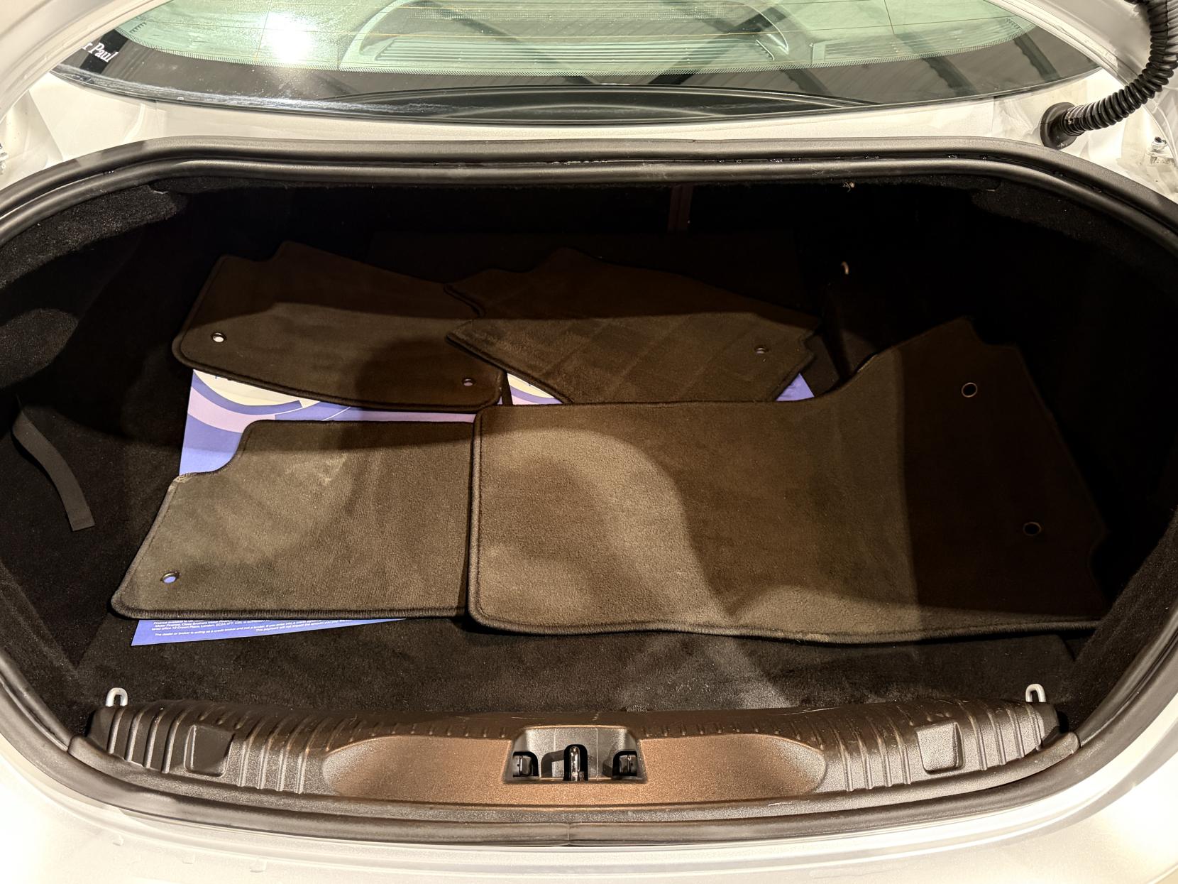 Jaguar XF 2.2d Premium Luxury Saloon 4dr Diesel Auto Euro 5 (s/s) (200 ps)