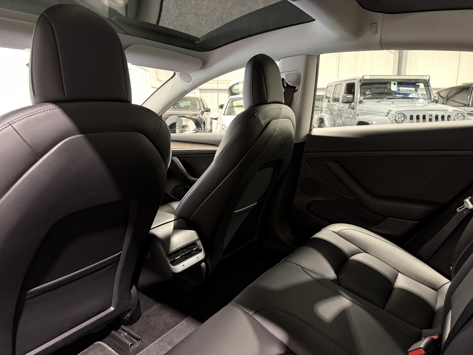 Tesla Model 3 (Dual Motor) Long Range Saloon 4dr Electric Auto 4WDE (346 ps)