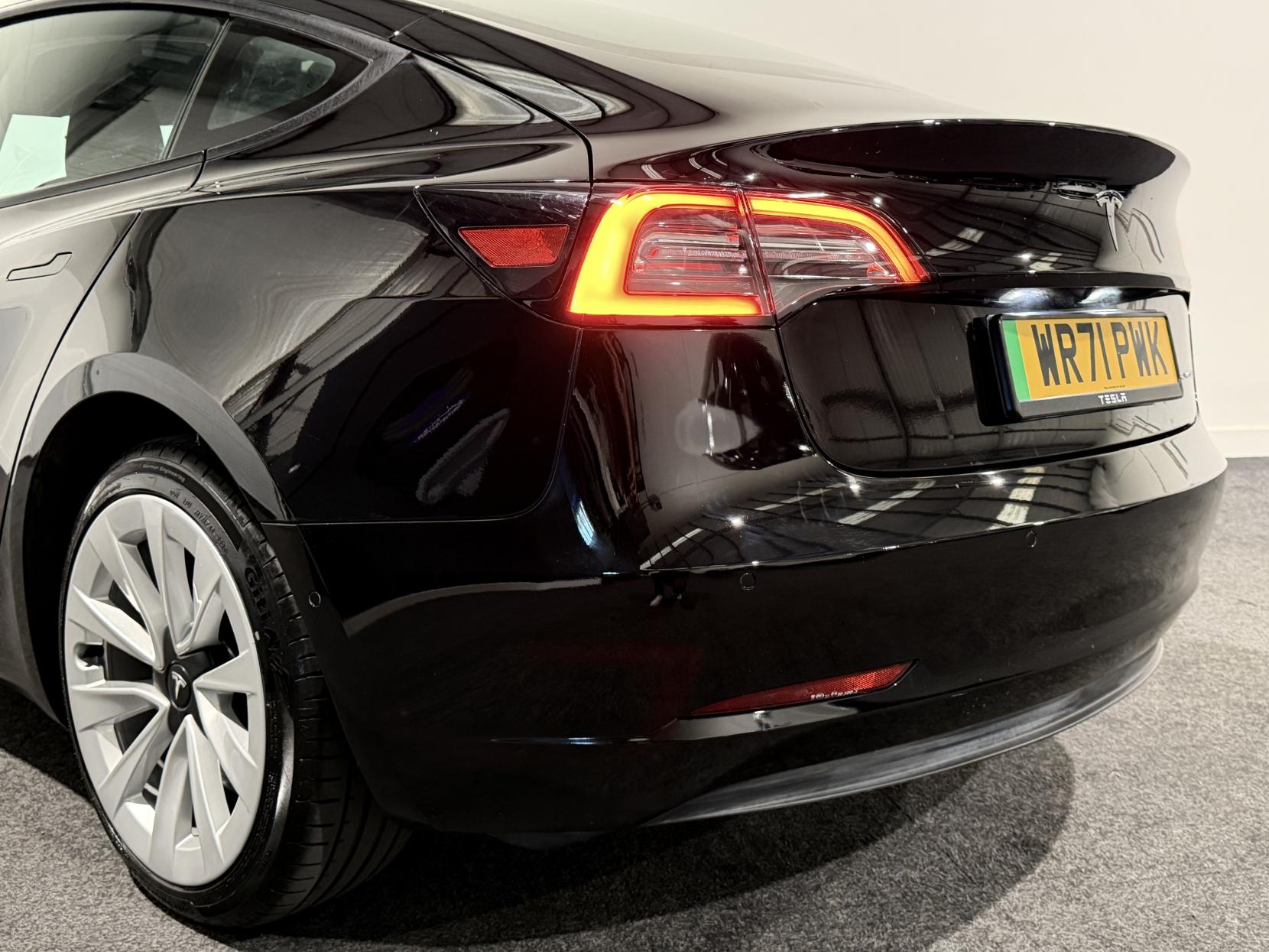 Tesla Model 3 (Dual Motor) Long Range Saloon 4dr Electric Auto 4WDE (346 ps)