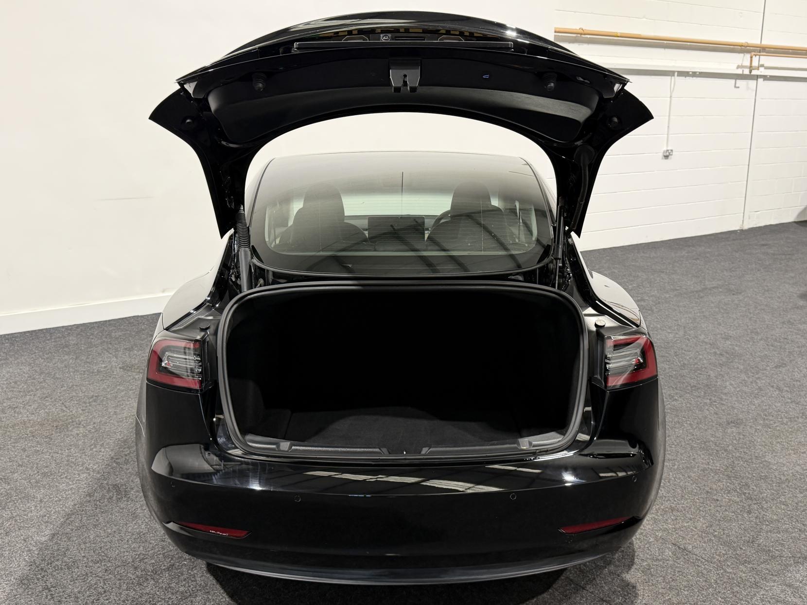 Tesla Model 3 (Dual Motor) Long Range Saloon 4dr Electric Auto 4WDE (346 ps)