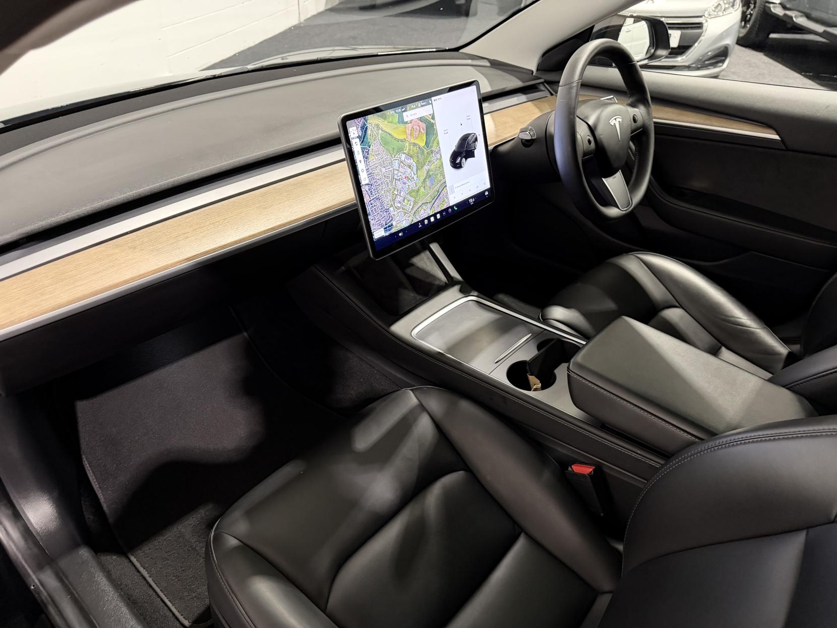 Tesla Model 3 (Dual Motor) Long Range Saloon 4dr Electric Auto 4WDE (346 ps)
