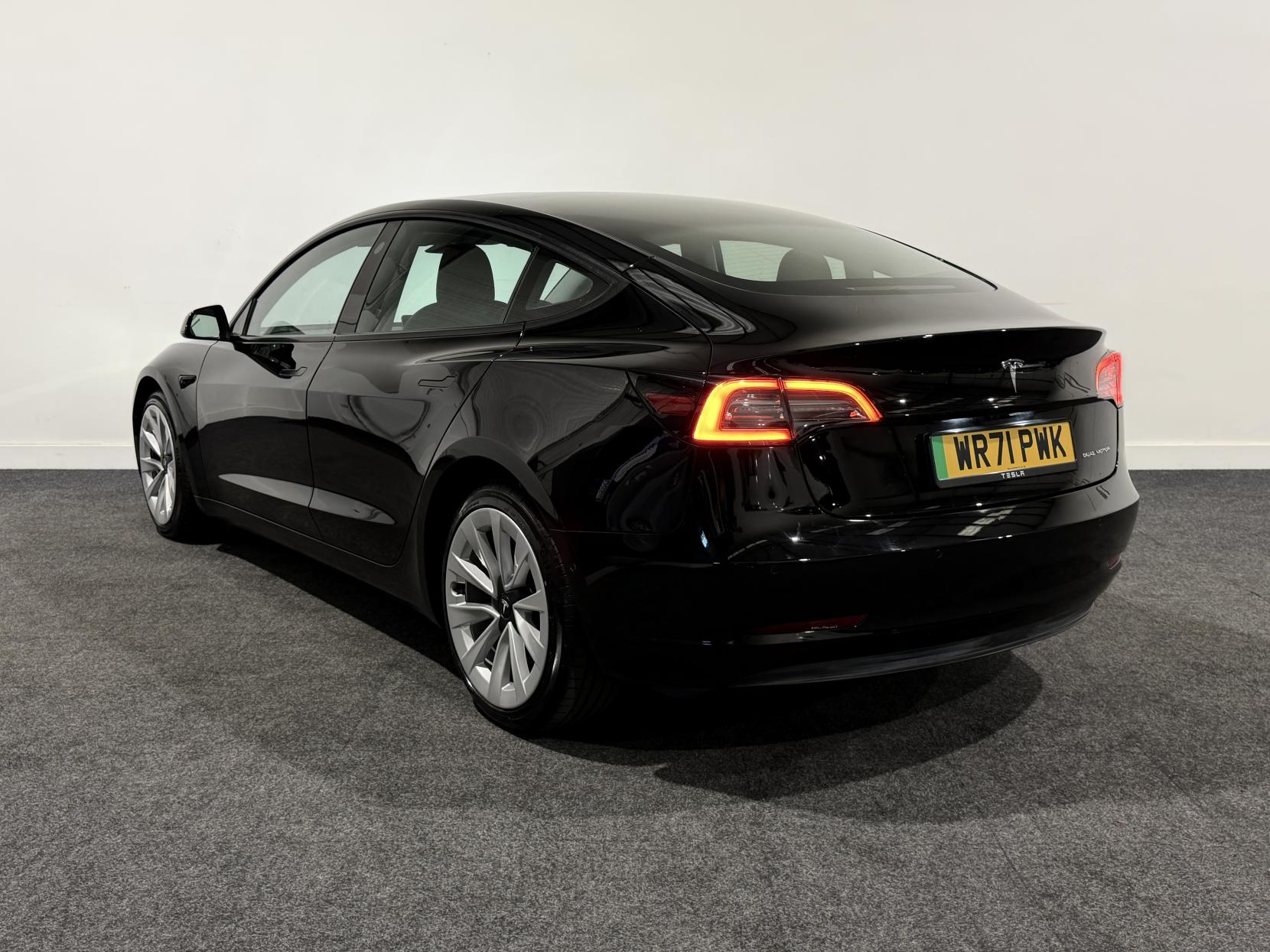 Tesla Model 3 (Dual Motor) Long Range Saloon 4dr Electric Auto 4WDE (346 ps)