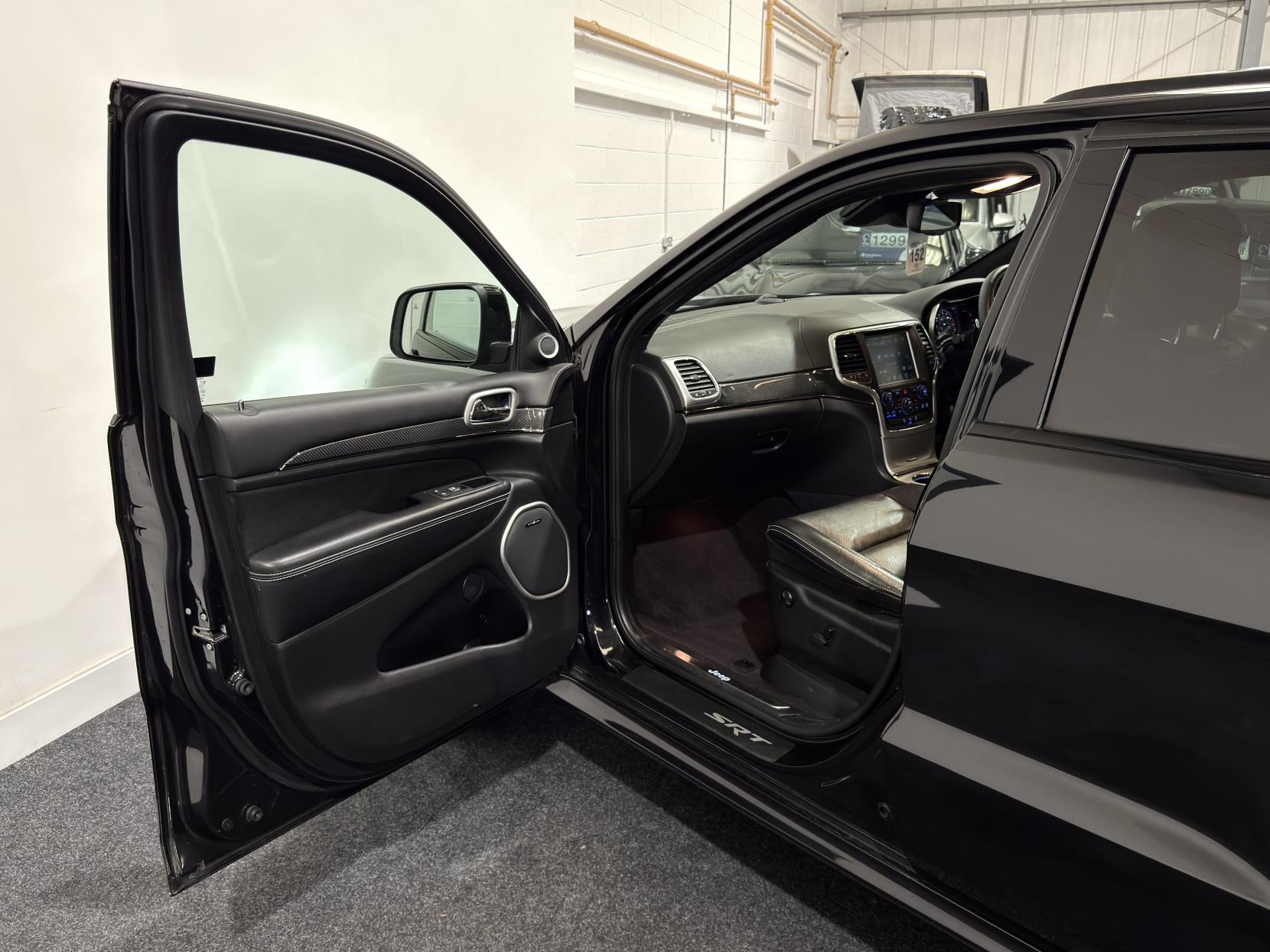 Jeep Grand Cherokee 6.4 SRT Night SUV 5dr Petrol Auto 4WD Euro 6 (s/s) (468 ps)