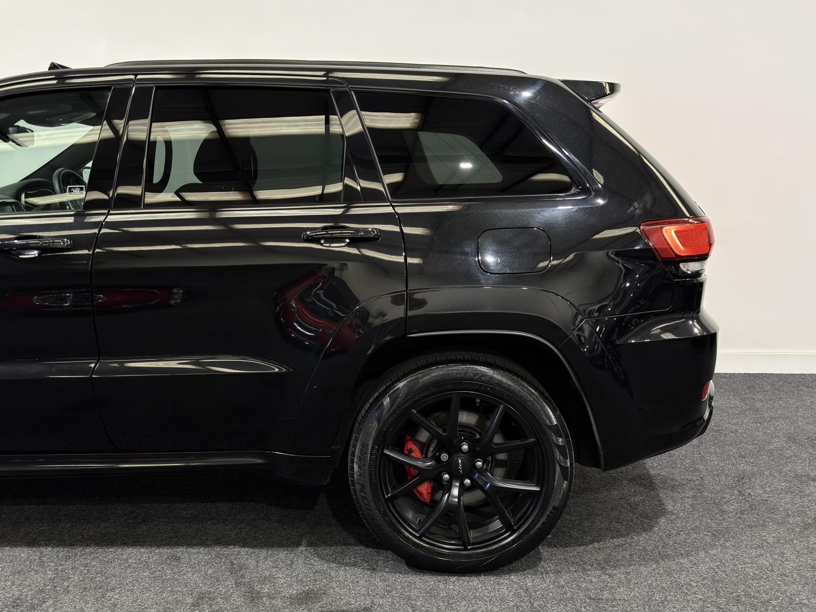 Jeep Grand Cherokee 6.4 SRT Night SUV 5dr Petrol Auto 4WD Euro 6 (s/s) (468 ps)