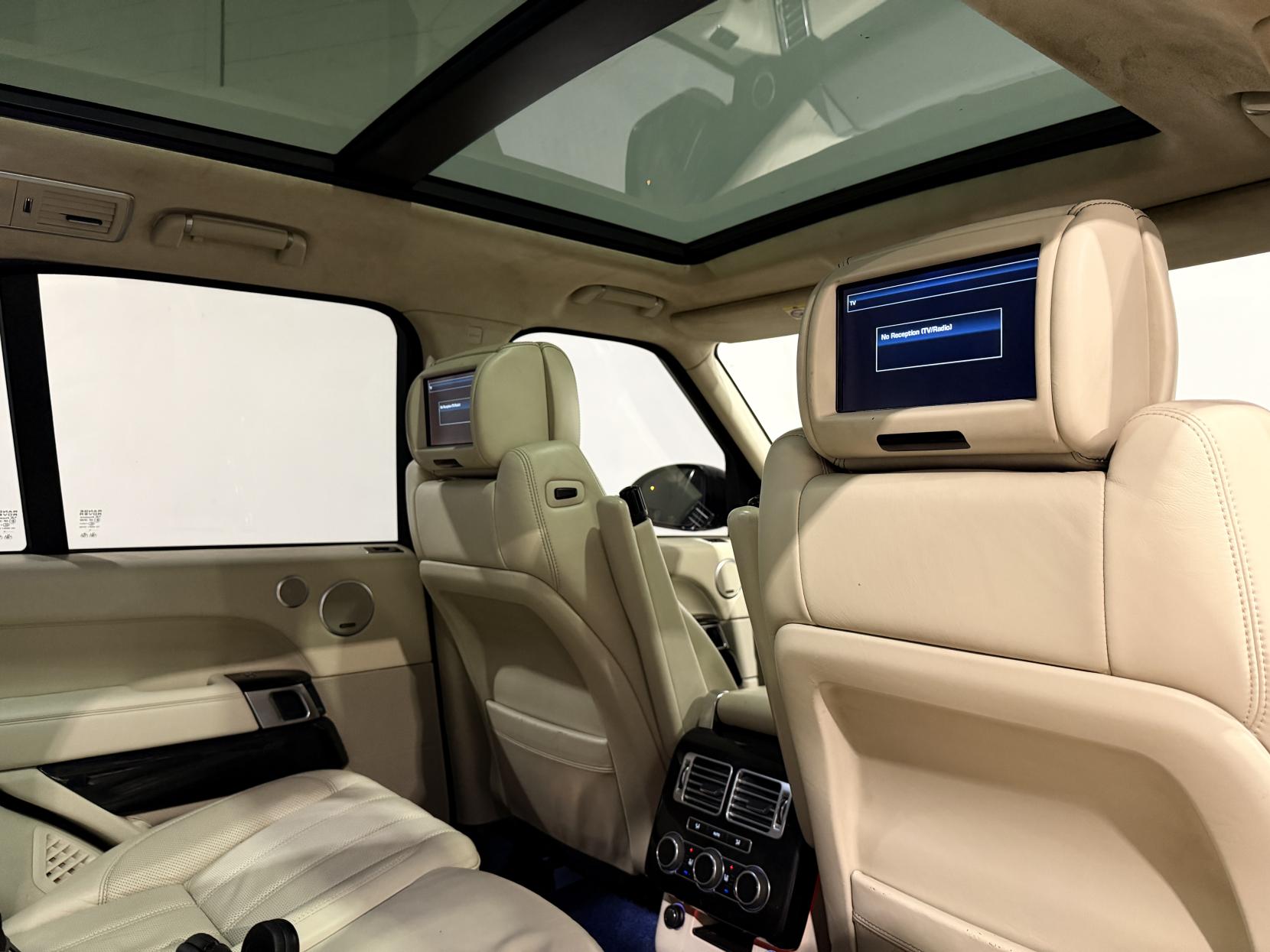 Land Rover Range Rover 3.0 TD V6 Autobiography SUV 5dr Diesel Auto 4WD Euro 5 (s/s) (258 ps)