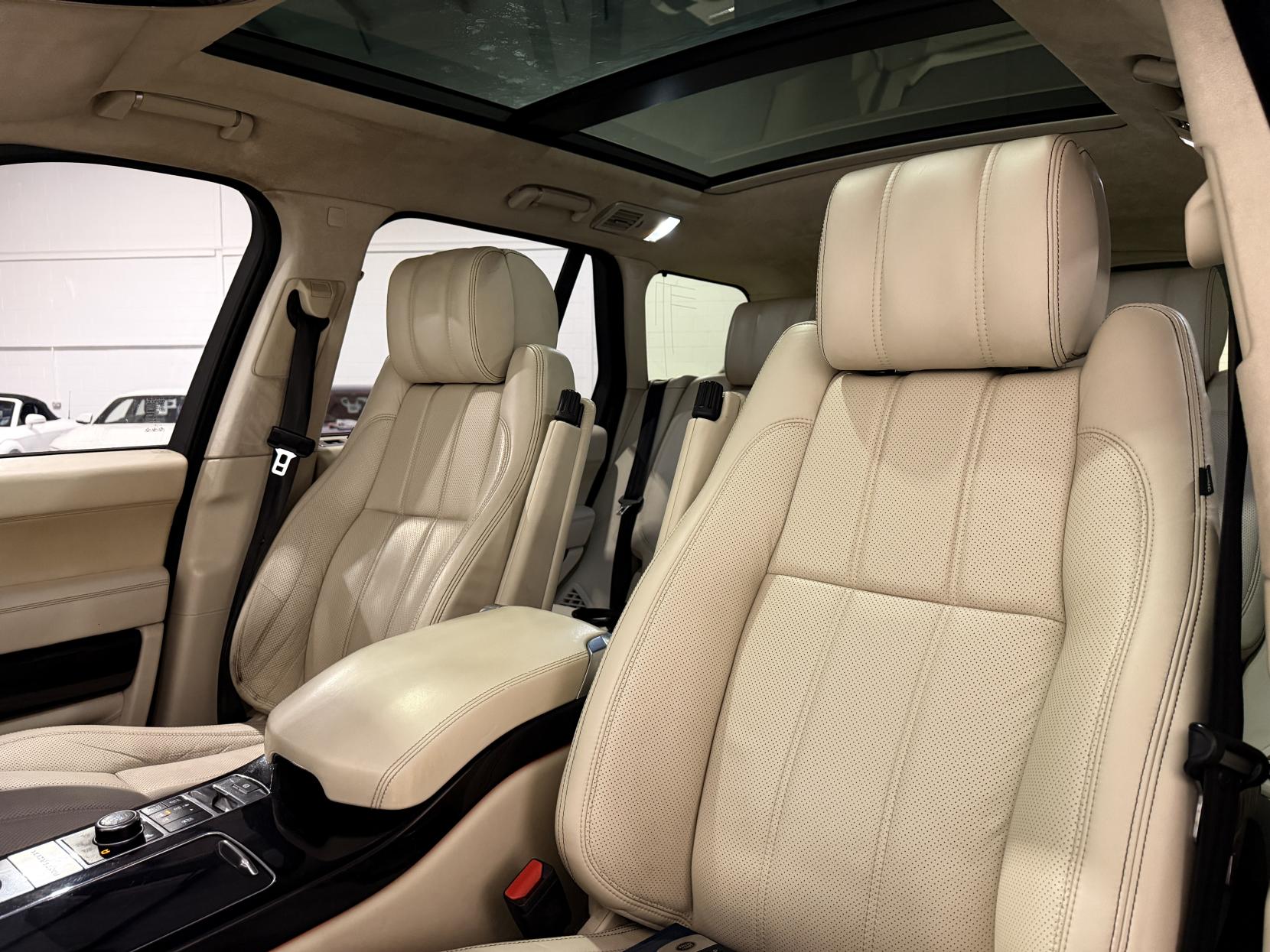 Land Rover Range Rover 3.0 TD V6 Autobiography SUV 5dr Diesel Auto 4WD Euro 5 (s/s) (258 ps)