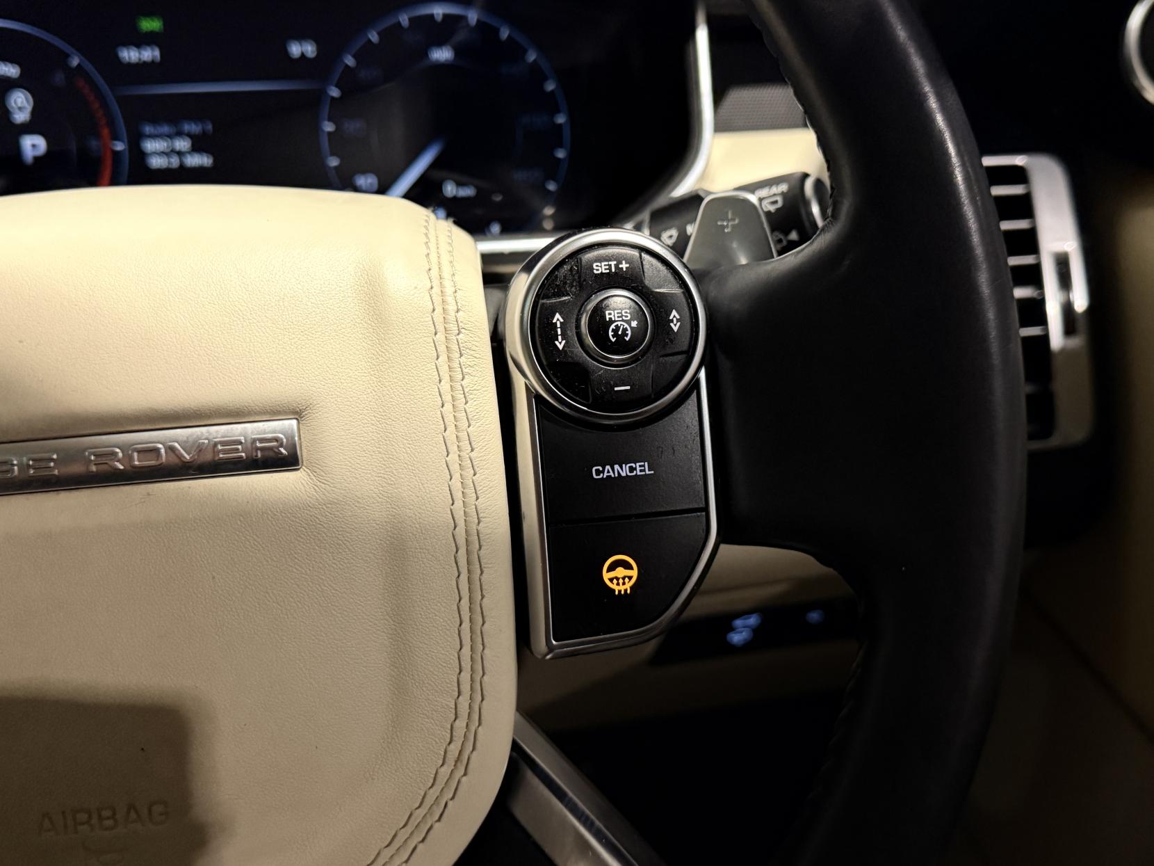 Land Rover Range Rover 3.0 TD V6 Autobiography SUV 5dr Diesel Auto 4WD Euro 5 (s/s) (258 ps)