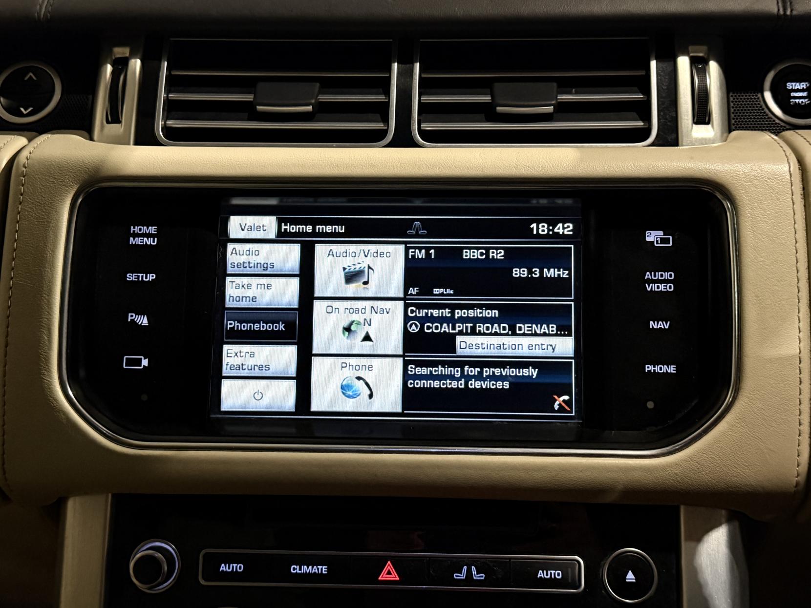 Land Rover Range Rover 3.0 TD V6 Autobiography SUV 5dr Diesel Auto 4WD Euro 5 (s/s) (258 ps)