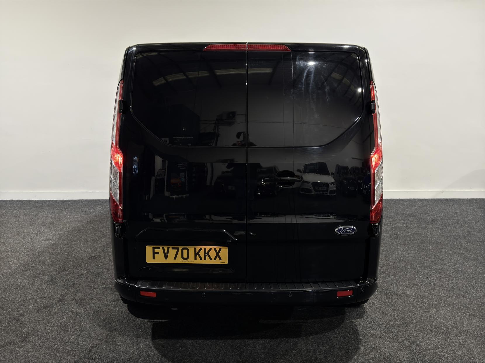 Ford Transit Custom 2.0 320 EcoBlue Sport Panel Van 5dr Diesel Auto L2 H1 Euro 6 (s/s) (185 ps)