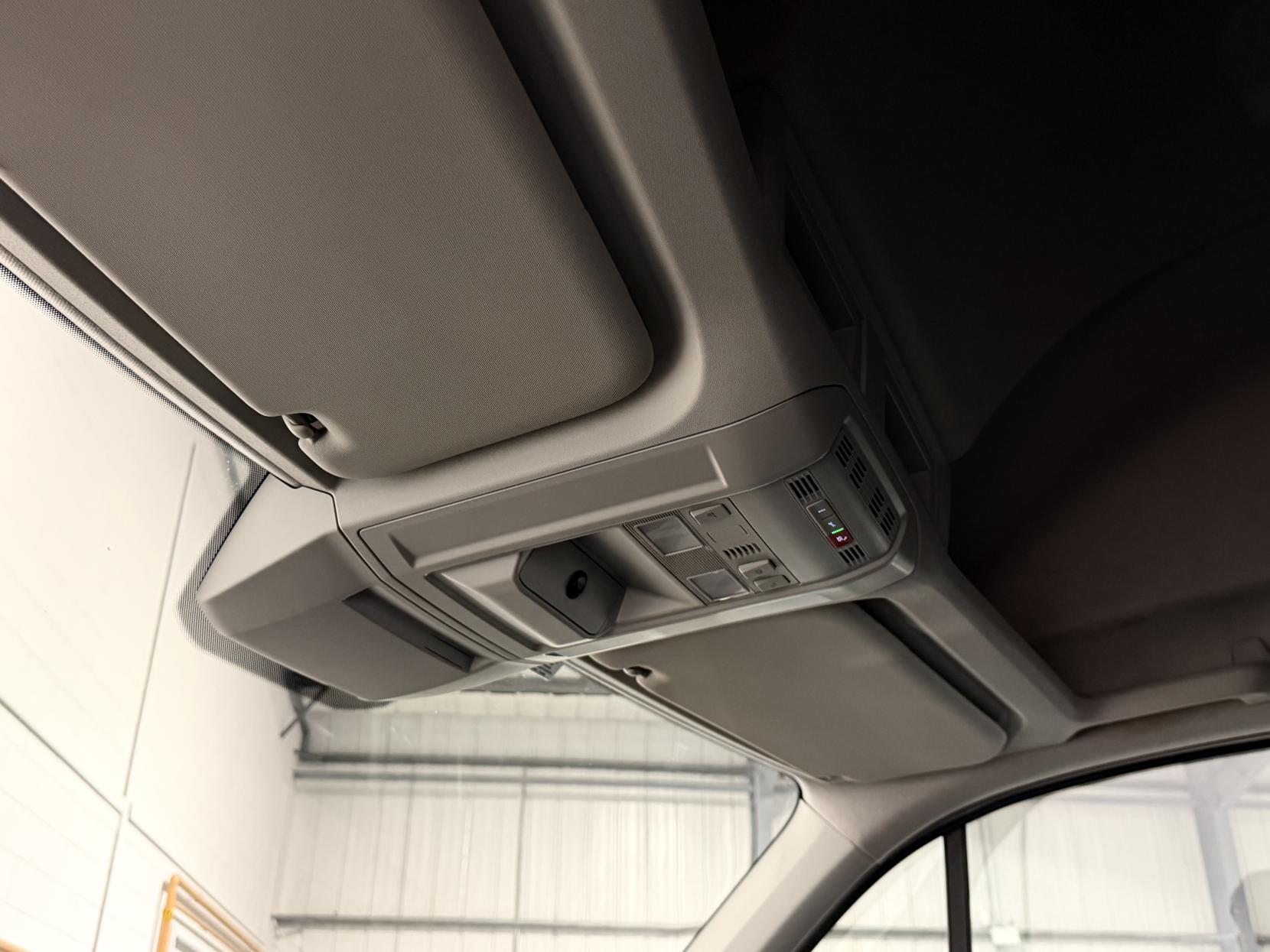 Volkswagen Crafter 2.0 TDI CR35 Trendline Panel Van 5dr Diesel Manual FWD MWB Euro 6 (s/s) (140 ps)