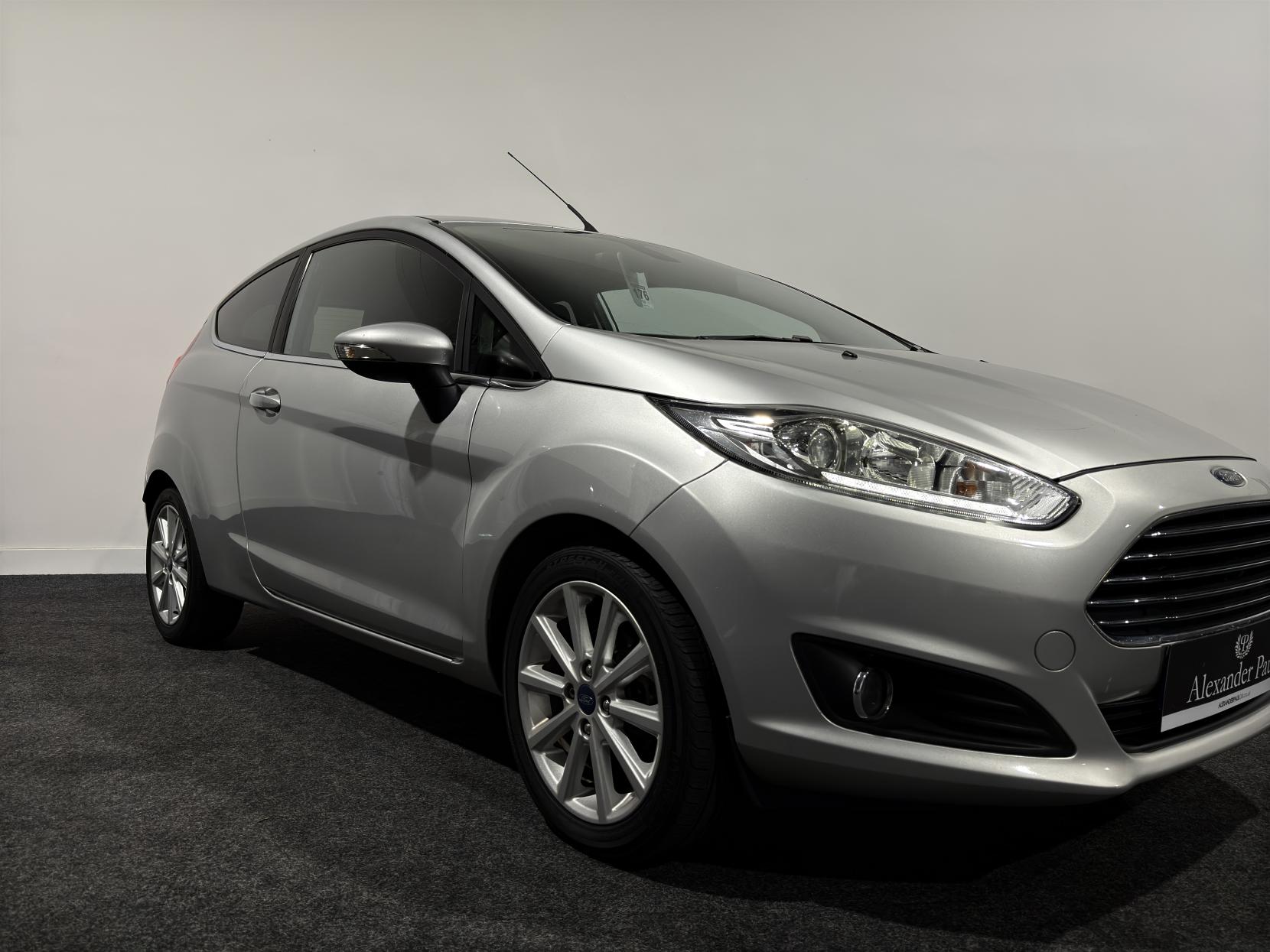 Ford Fiesta 1.5 TDCi Titanium Hatchback 3dr Diesel Manual Euro 6 (75 ps)