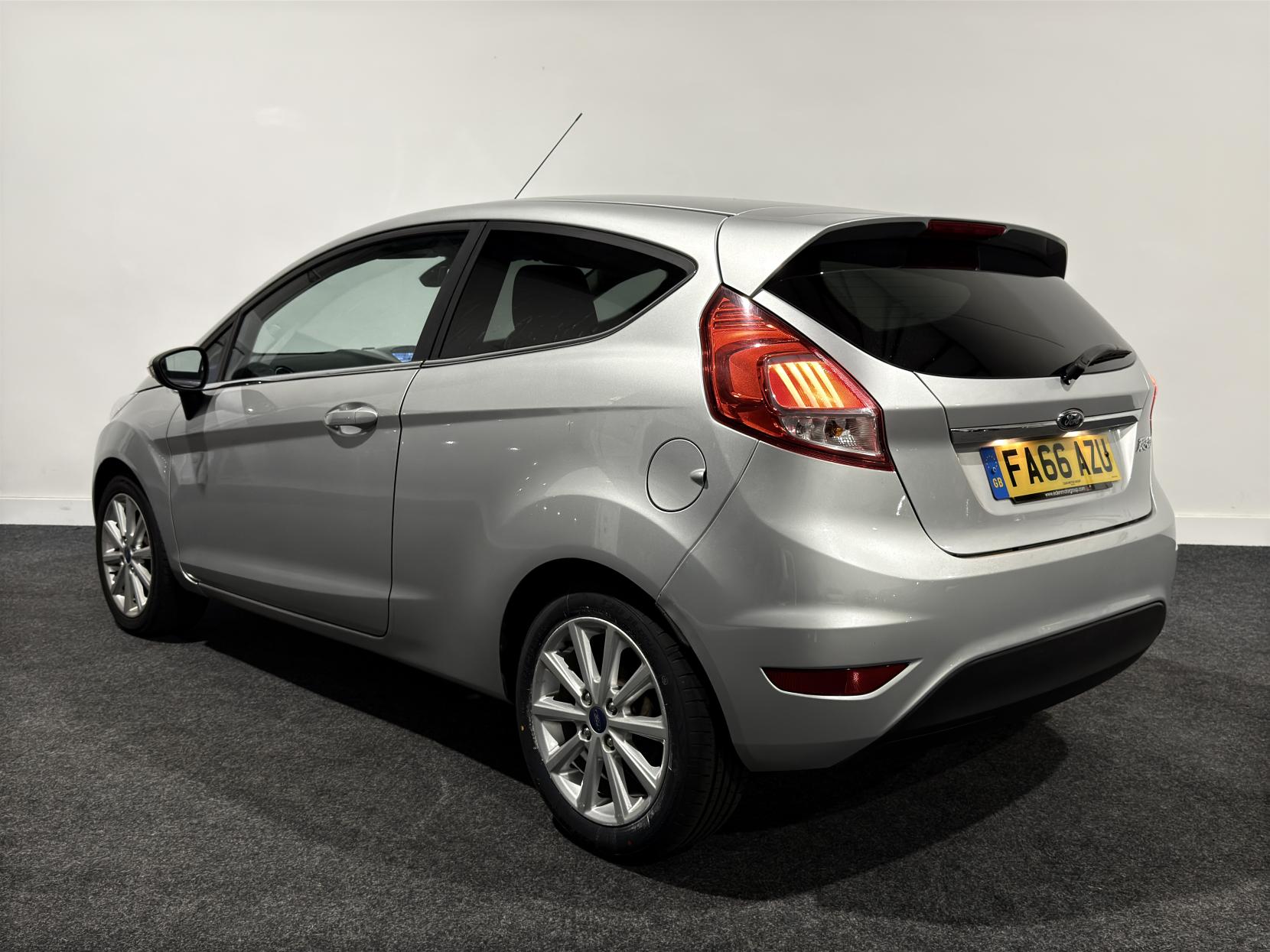 Ford Fiesta 1.5 TDCi Titanium Hatchback 3dr Diesel Manual Euro 6 (75 ps)