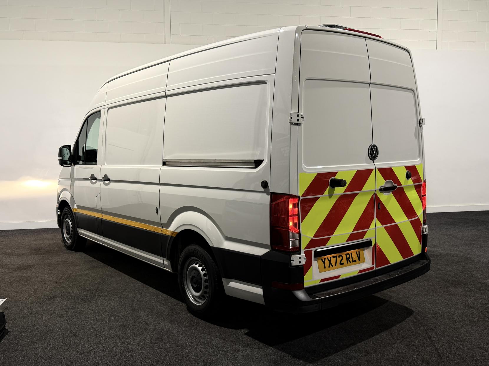 Volkswagen Crafter 2.0 TDI CR35 Trendline Panel Van 5dr Diesel Manual FWD MWB Euro 6 (s/s) (140 ps)