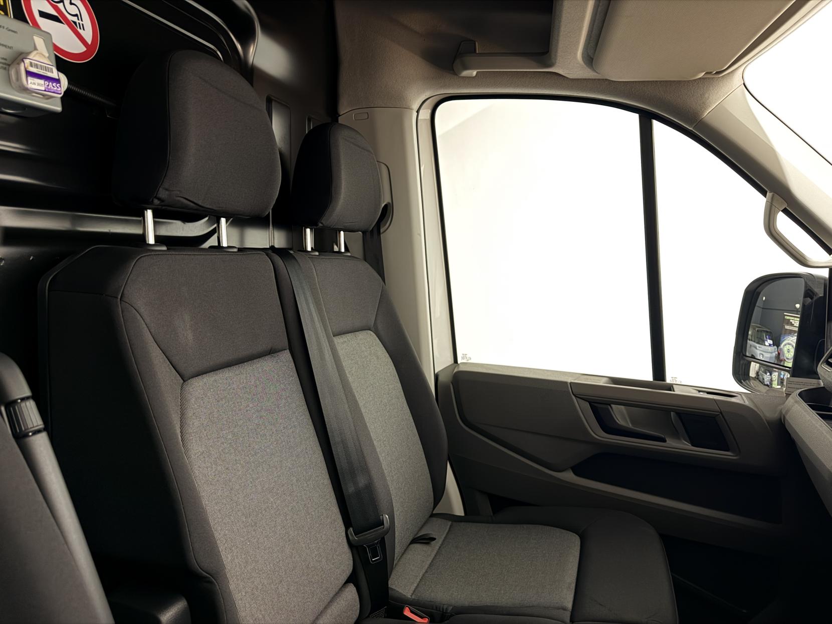 Volkswagen Crafter 2.0 TDI CR35 Trendline Panel Van 5dr Diesel Manual FWD MWB Euro 6 (s/s) (140 ps)