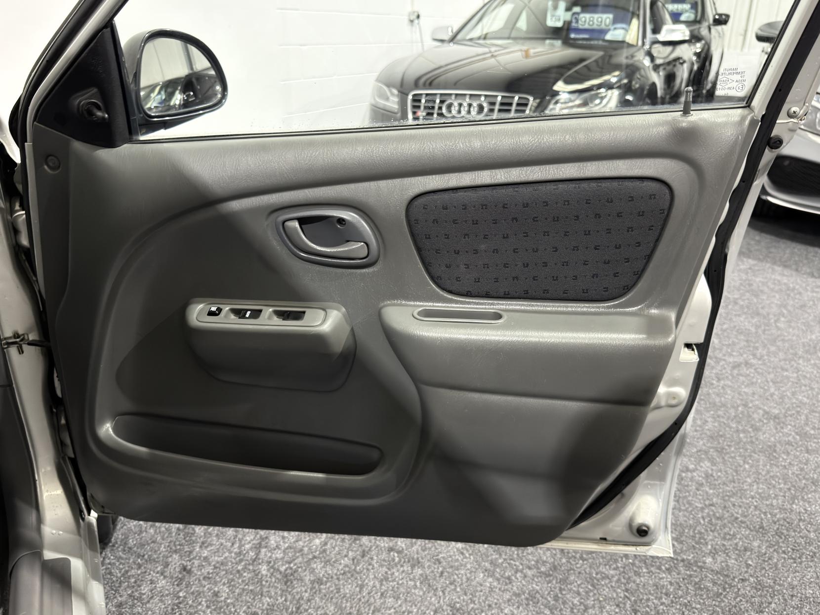 Suzuki Alto 1.1 GL Hatchback 5dr Petrol Manual (119 g/km, 61 bhp)