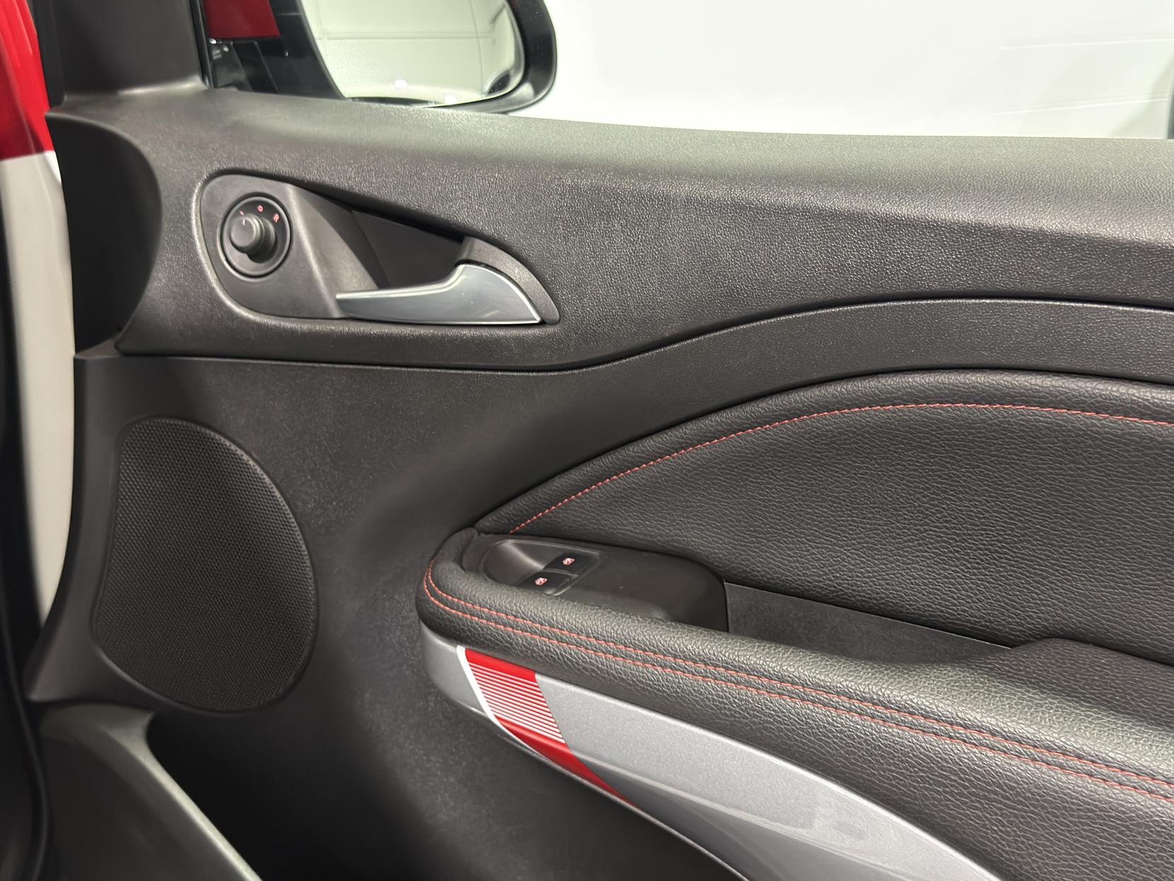 Vauxhall ADAM 1.4i Turbo S Hatchback 3dr Petrol Manual Euro 6 (s/s) (150 ps)