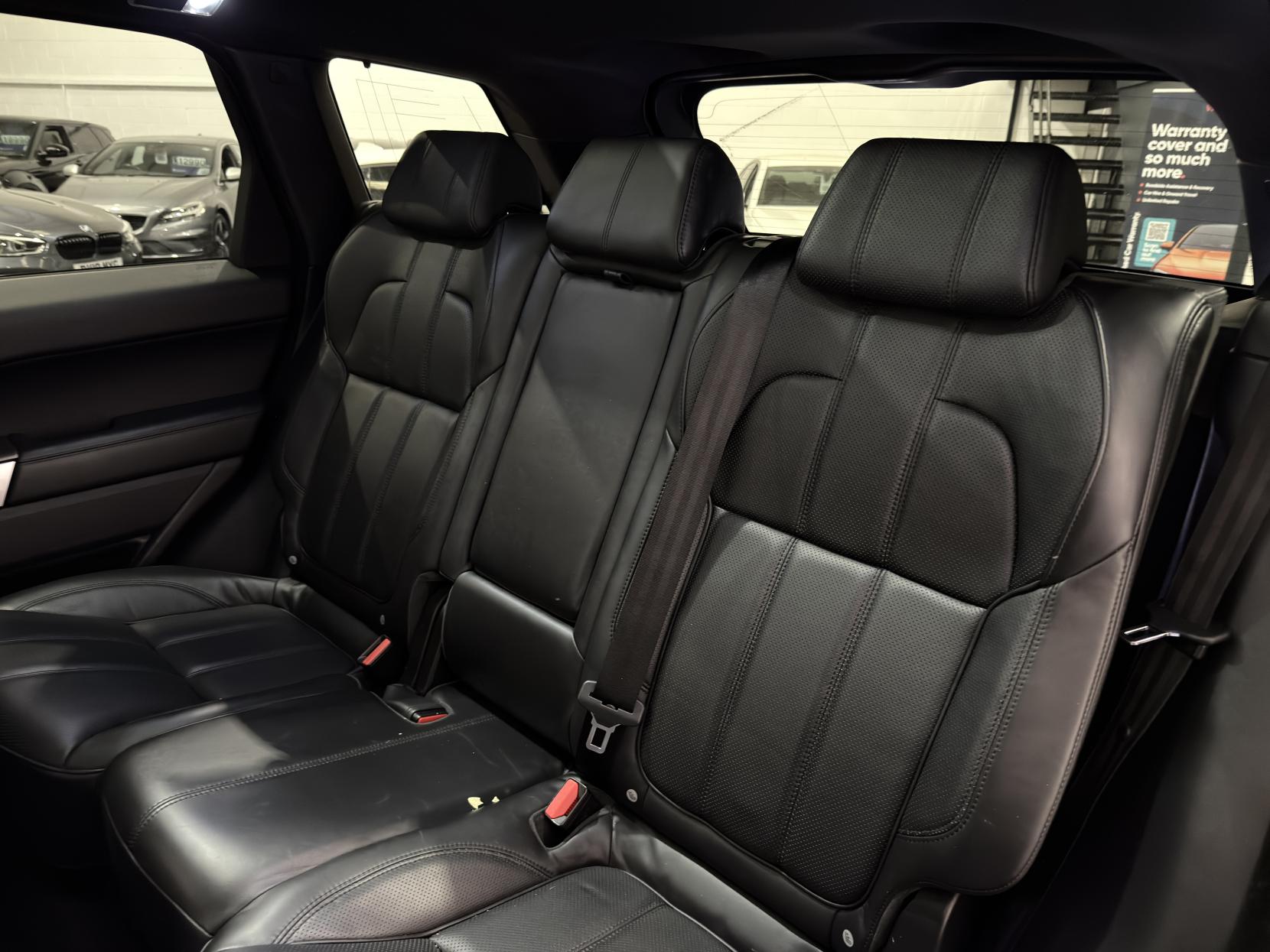 Land Rover Range Rover Sport 3.0 SD V6 HSE Dynamic SUV 5dr Diesel Auto 4WD Euro 6 (s/s) (306 ps)