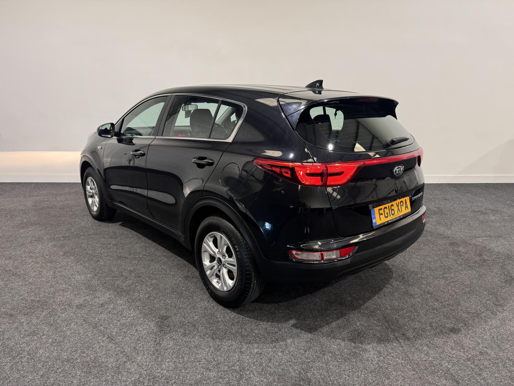 Kia Sportage 1.6 GDi 1 SUV 5dr Petrol Manual Euro 6 (130 bhp)