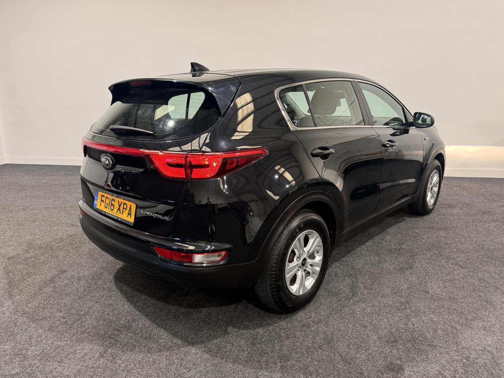 Kia Sportage 1.6 GDi 1 SUV 5dr Petrol Manual Euro 6 (130 bhp)