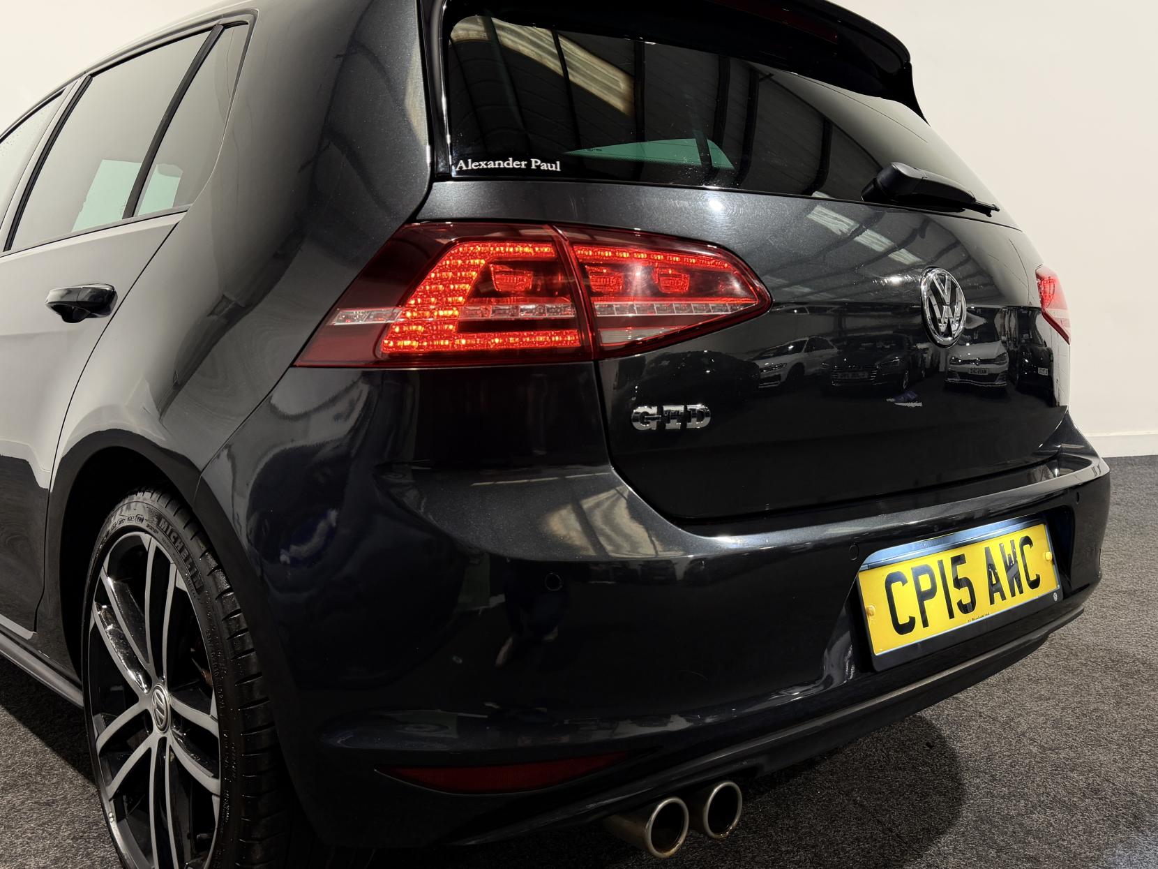 Volkswagen Golf 2.0 TDI BlueMotion Tech GTD Hatchback 5dr Diesel Manual Euro 6 (s/s) (184 ps)