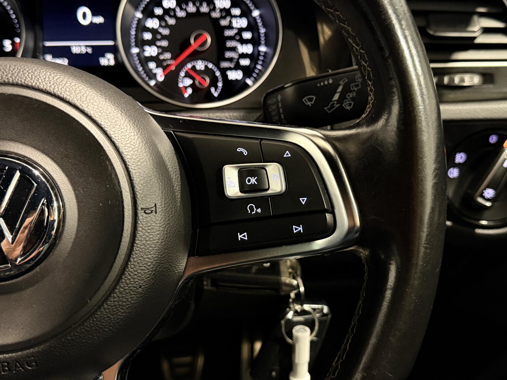 Volkswagen Golf 2.0 TDI BlueMotion Tech GTD Hatchback 5dr Diesel Manual Euro 6 (s/s) (184 ps)