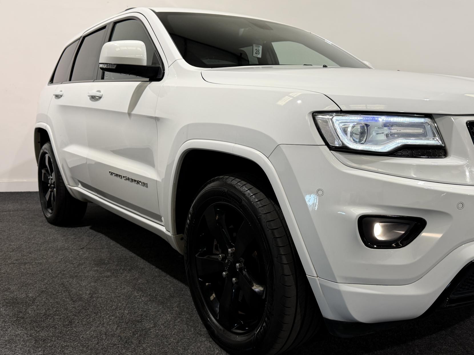 Jeep Grand Cherokee 3.0 V6 CRD Overland SUV 5dr Diesel Auto 4WD Euro 5 (247 bhp)