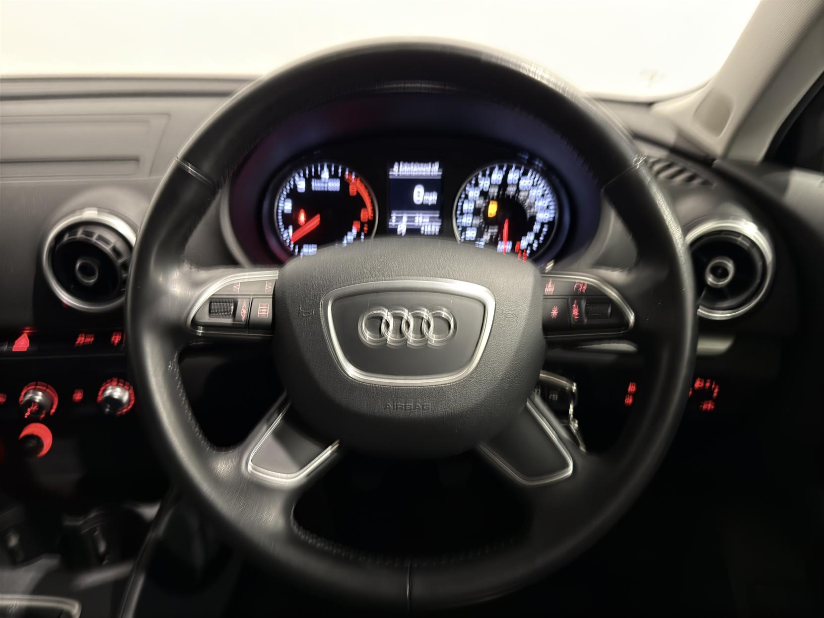 Audi A3 2.0 TDI SE Sportback 5dr Diesel Manual Euro 6 (s/s) (150 ps)