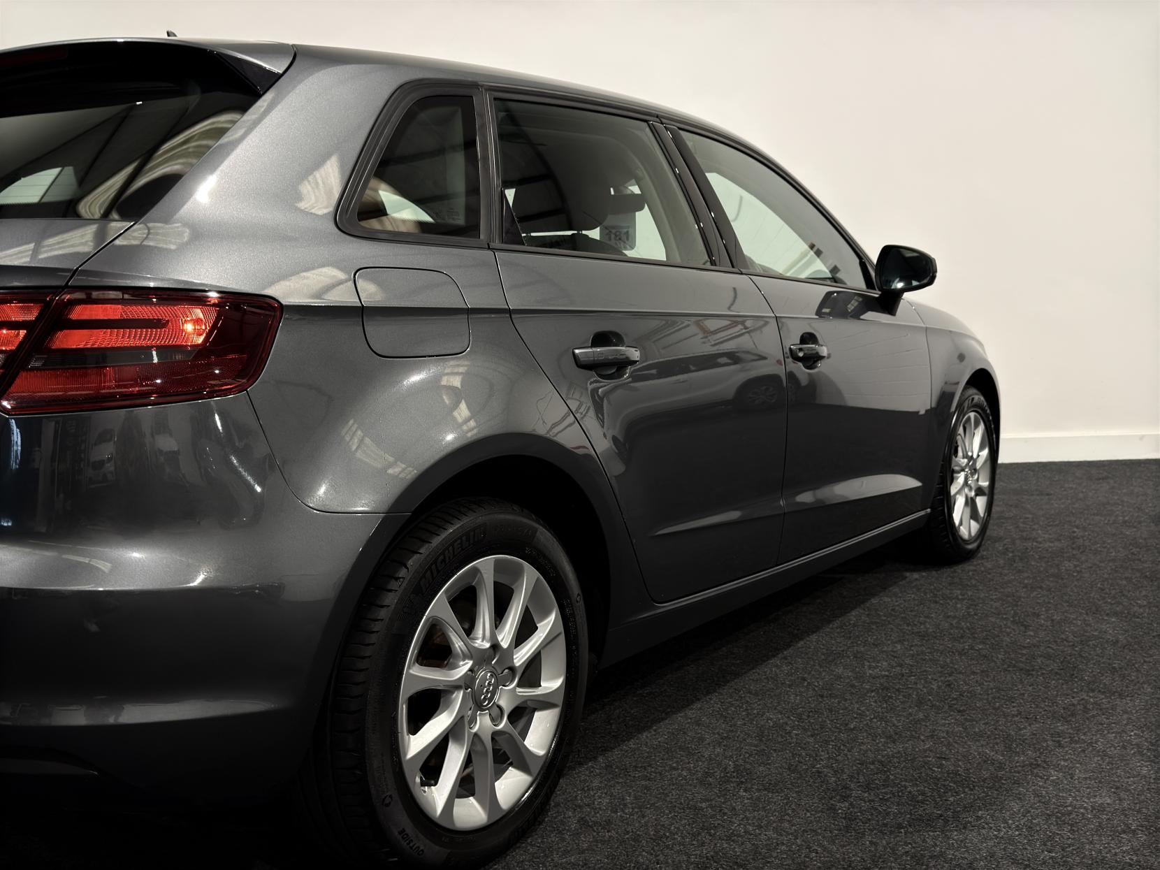 Audi A3 2.0 TDI SE Sportback 5dr Diesel Manual Euro 6 (s/s) (150 ps)