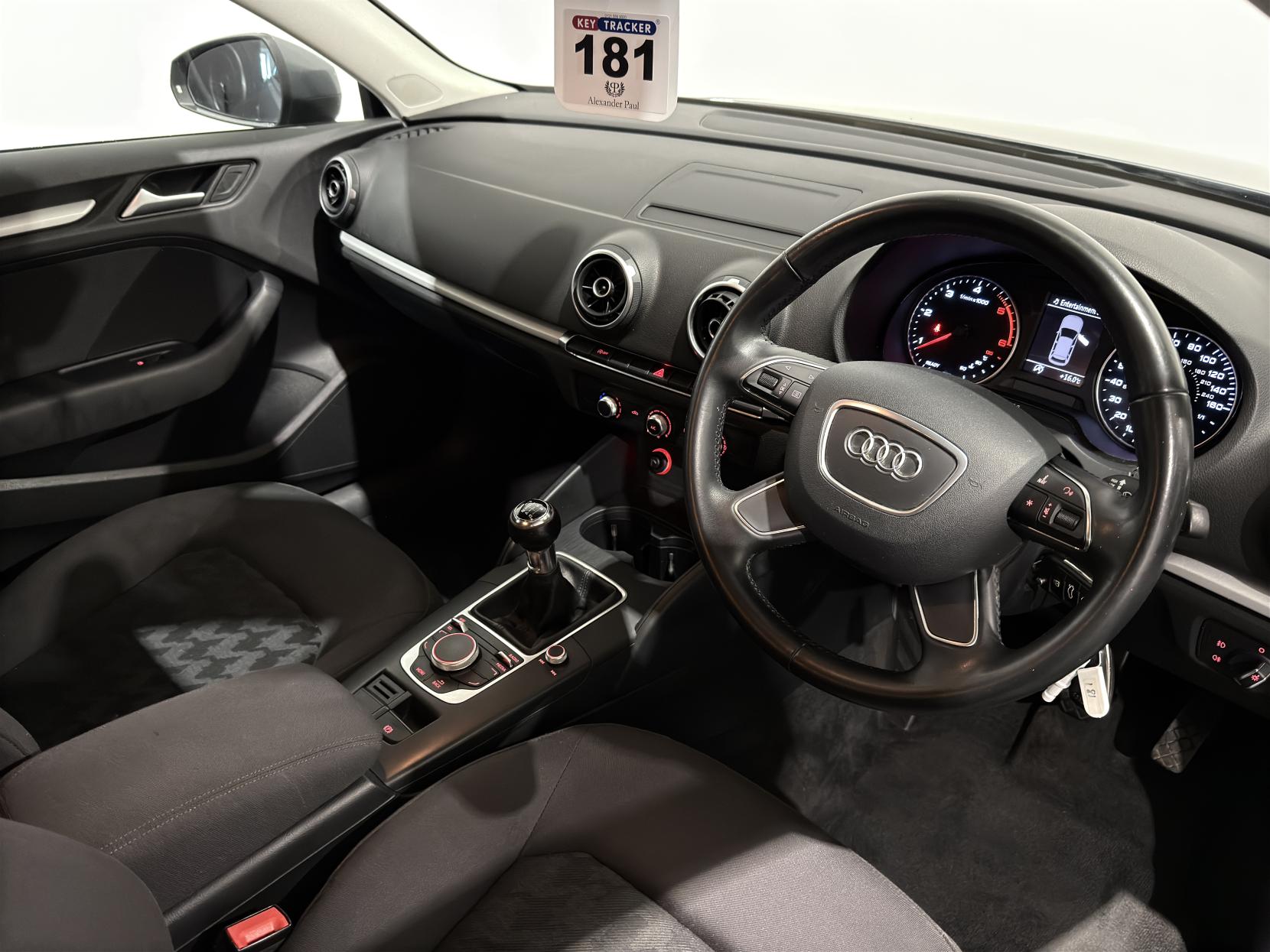 Audi A3 2.0 TDI SE Sportback 5dr Diesel Manual Euro 6 (s/s) (150 ps)