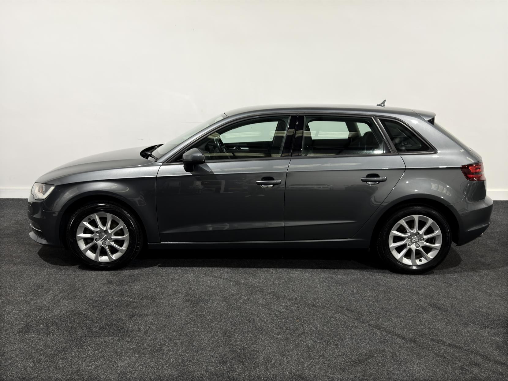 Audi A3 2.0 TDI SE Sportback 5dr Diesel Manual Euro 6 (s/s) (150 ps)