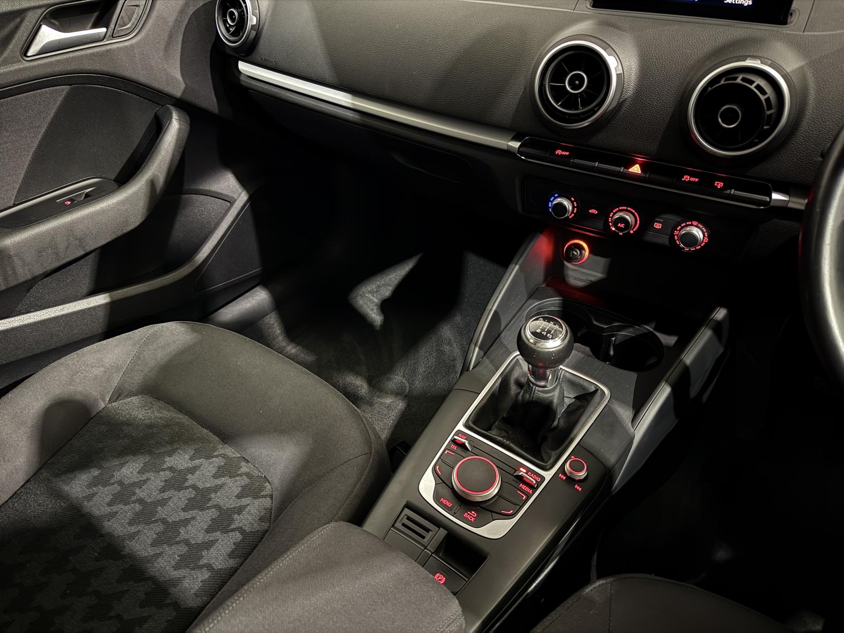 Audi A3 2.0 TDI SE Sportback 5dr Diesel Manual Euro 6 (s/s) (150 ps)