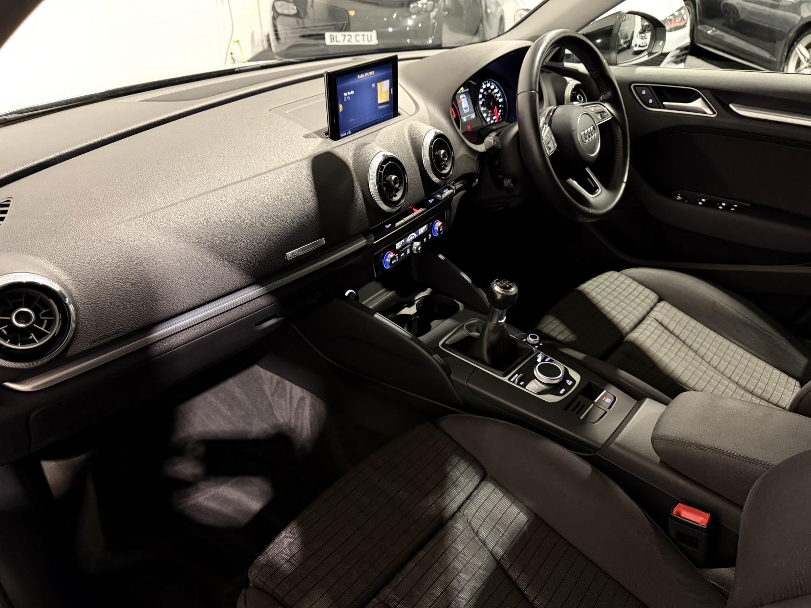 Audi A3 2.0 TDI Sport Sportback 5dr Diesel Manual Euro 6 (s/s) (150 ps)