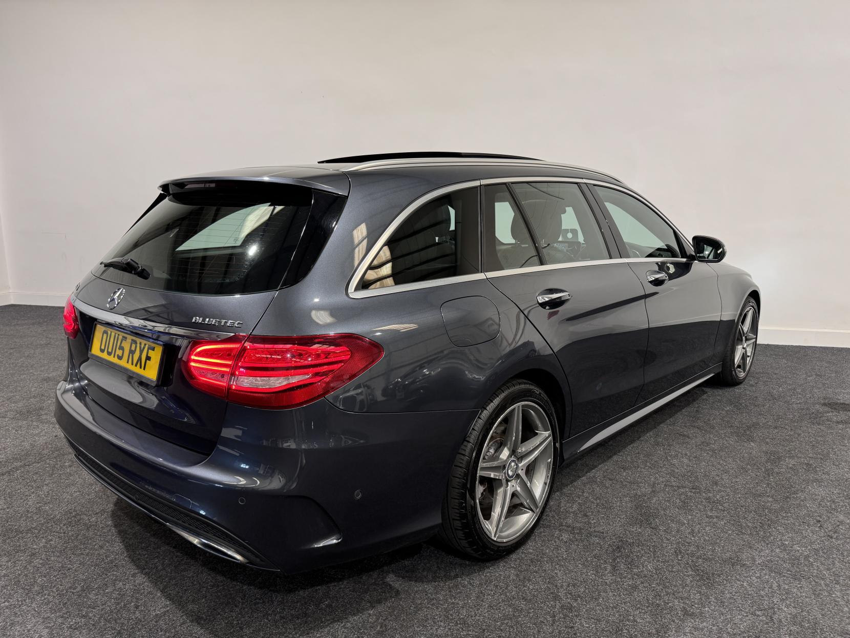 Mercedes-Benz C Class 2.1 C250 BlueTEC AMG Line Estate 5dr Diesel G-Tronic+ Euro 6 (s/s) (204 ps)