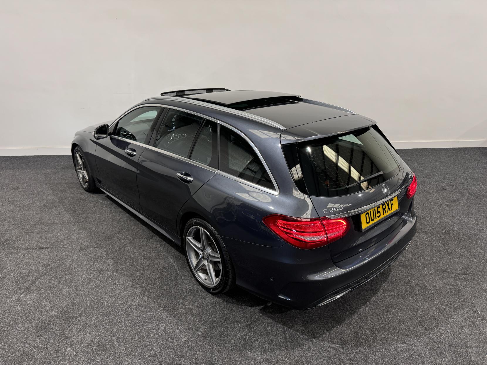 Mercedes-Benz C Class 2.1 C250 BlueTEC AMG Line Estate 5dr Diesel G-Tronic+ Euro 6 (s/s) (204 ps)